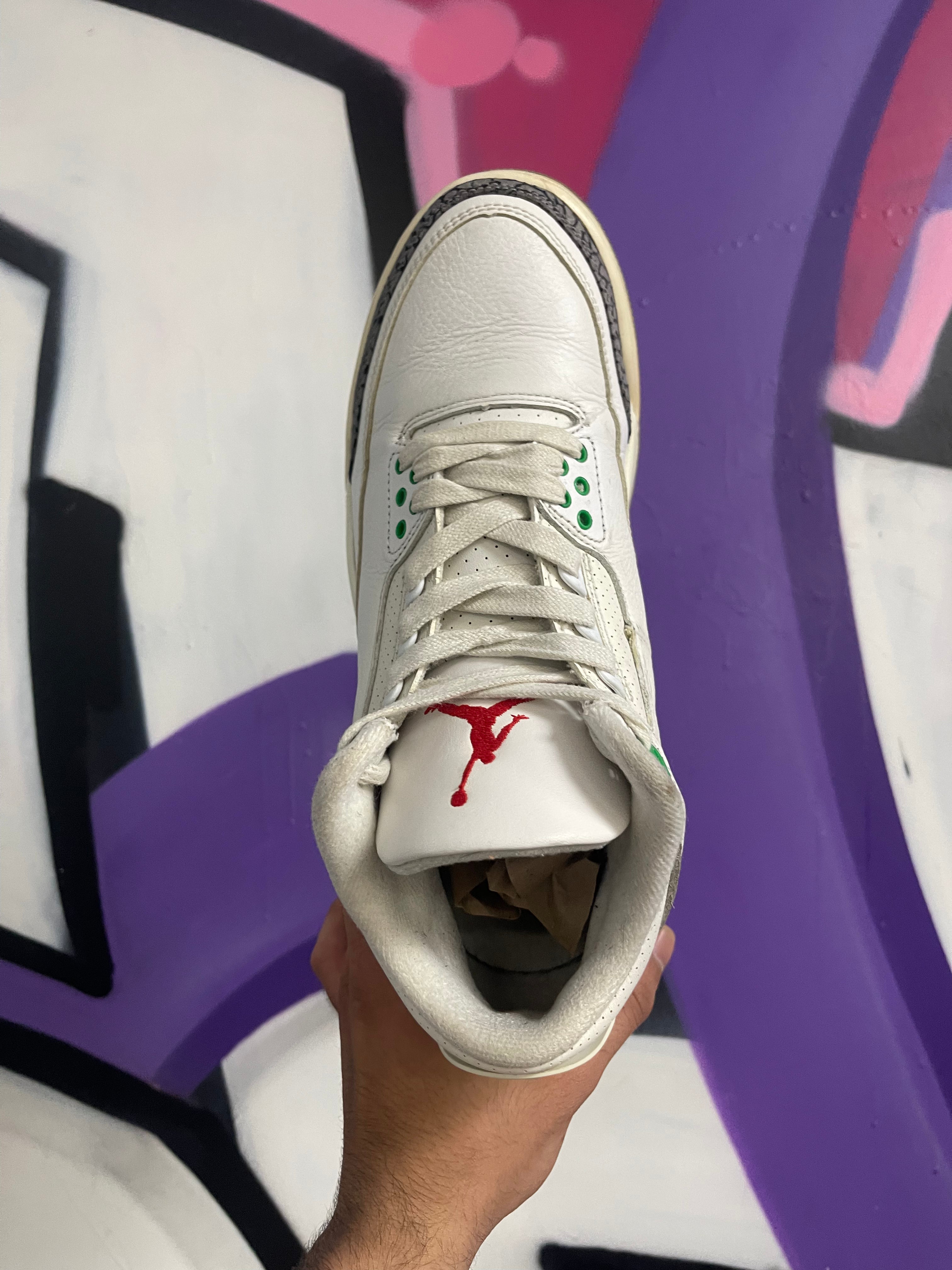 Jordan 3 Lucky Green (Slight Yellowing) Sneakers