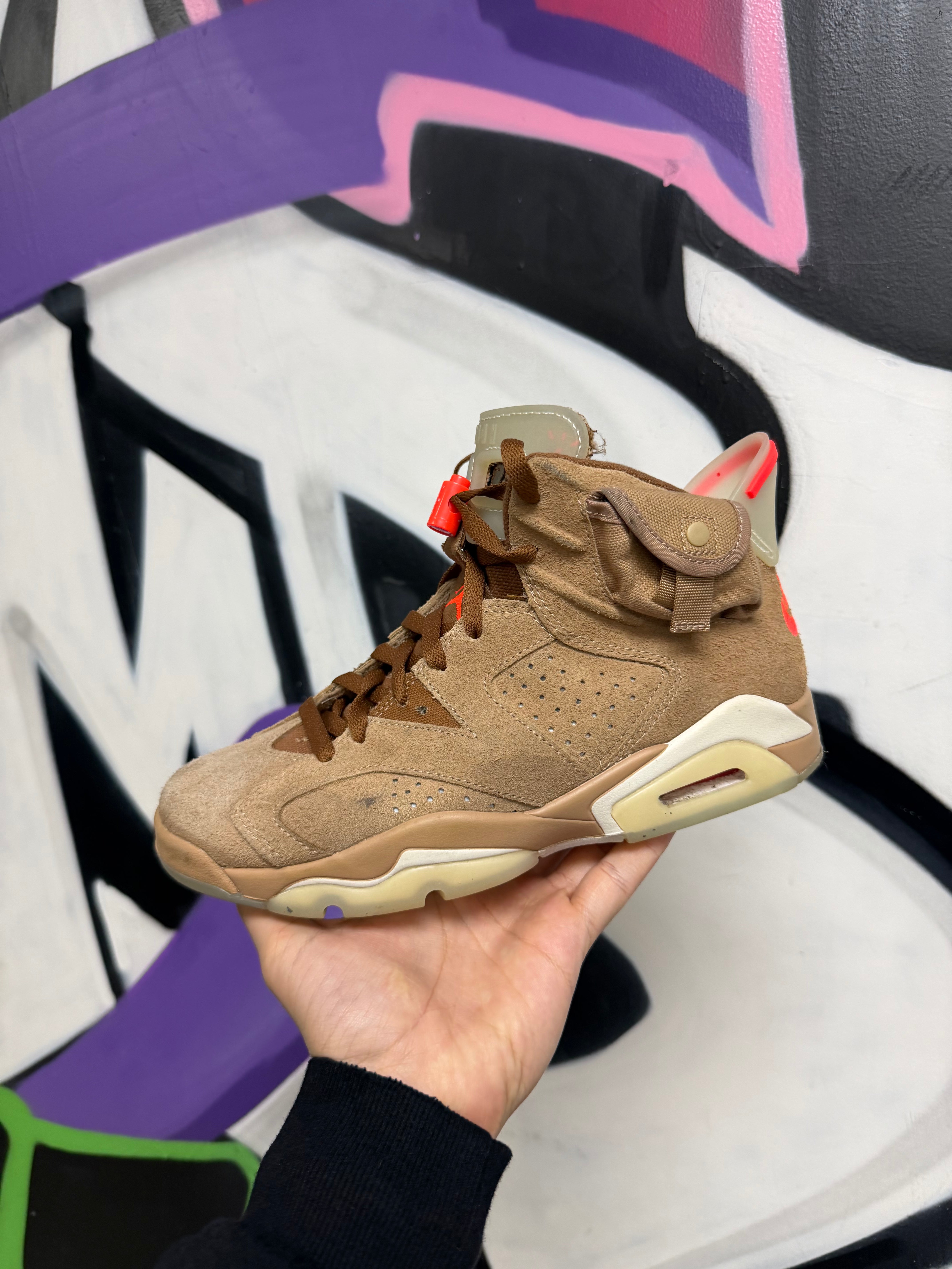 Nike Jordan 6 Travis British Khaki Sneakers
