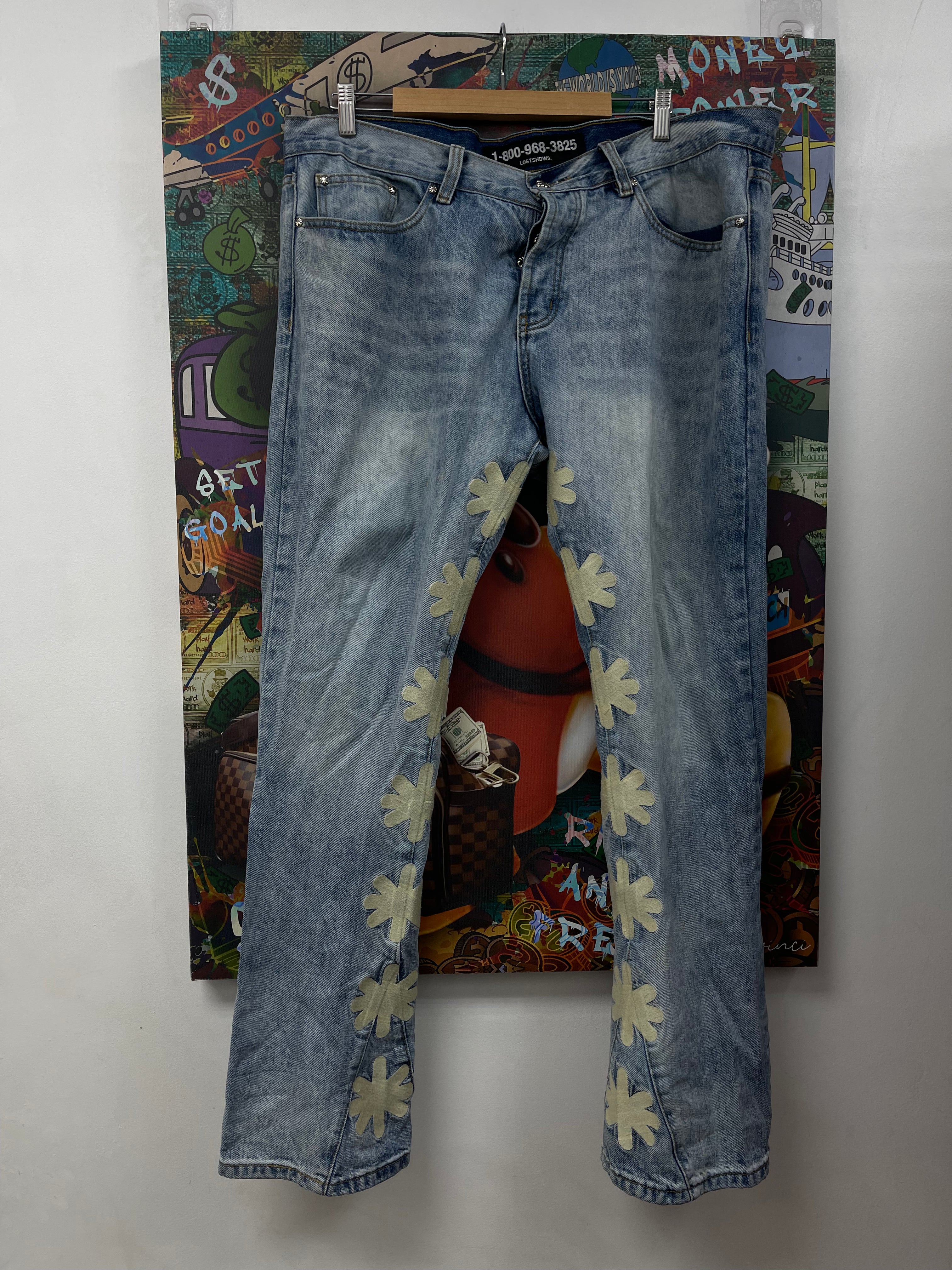 LOST SHDWS Light Wash Cream Stars Jeans
