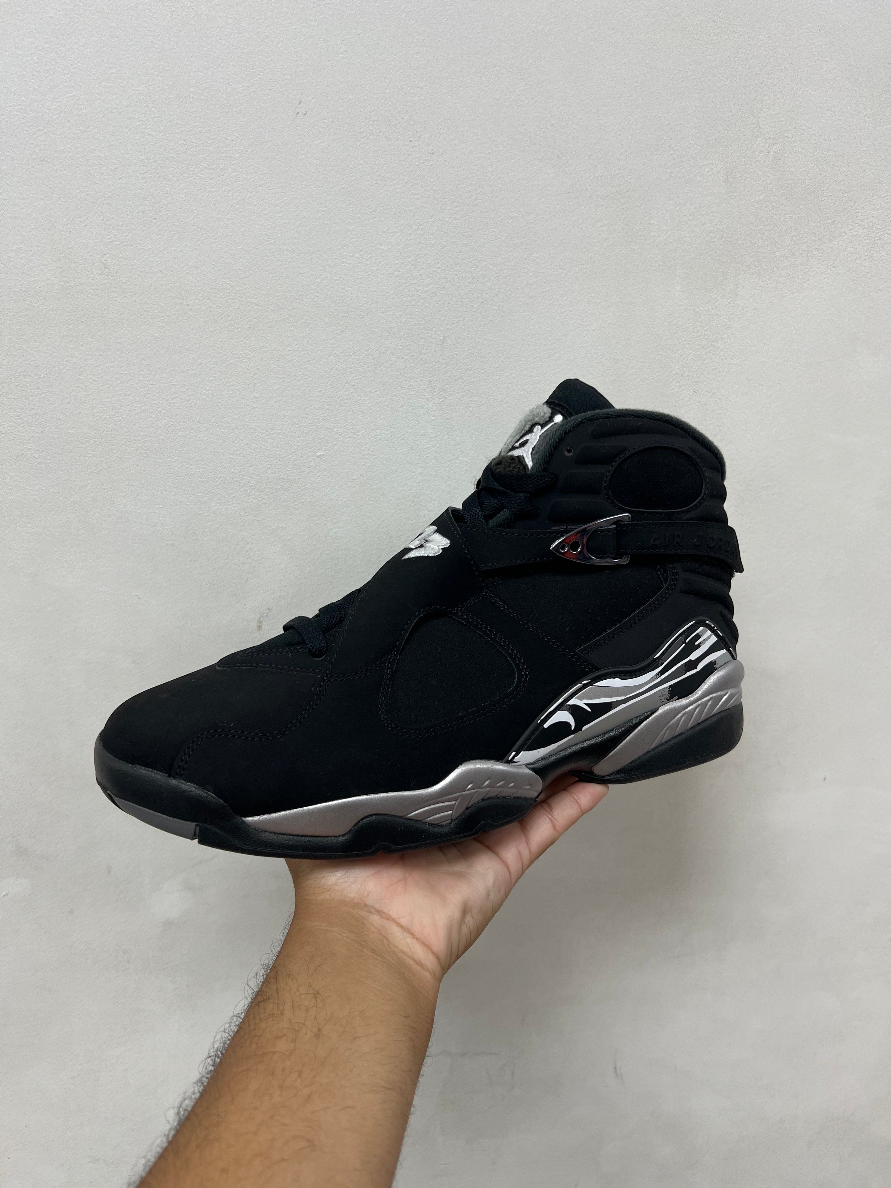 Jordan 8 Chrome Sneakers