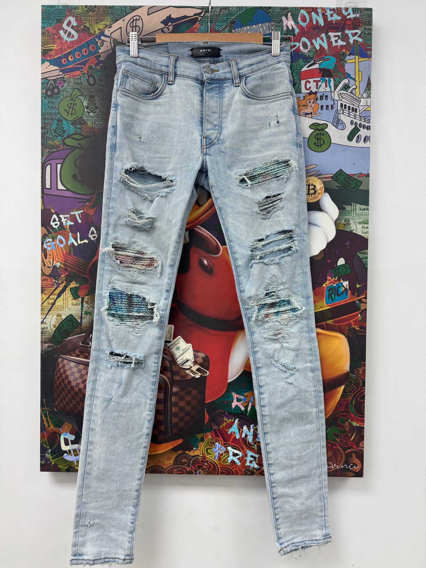 Amiri MX1 Lightwash Tie Dye Jeans Used 29 N/A