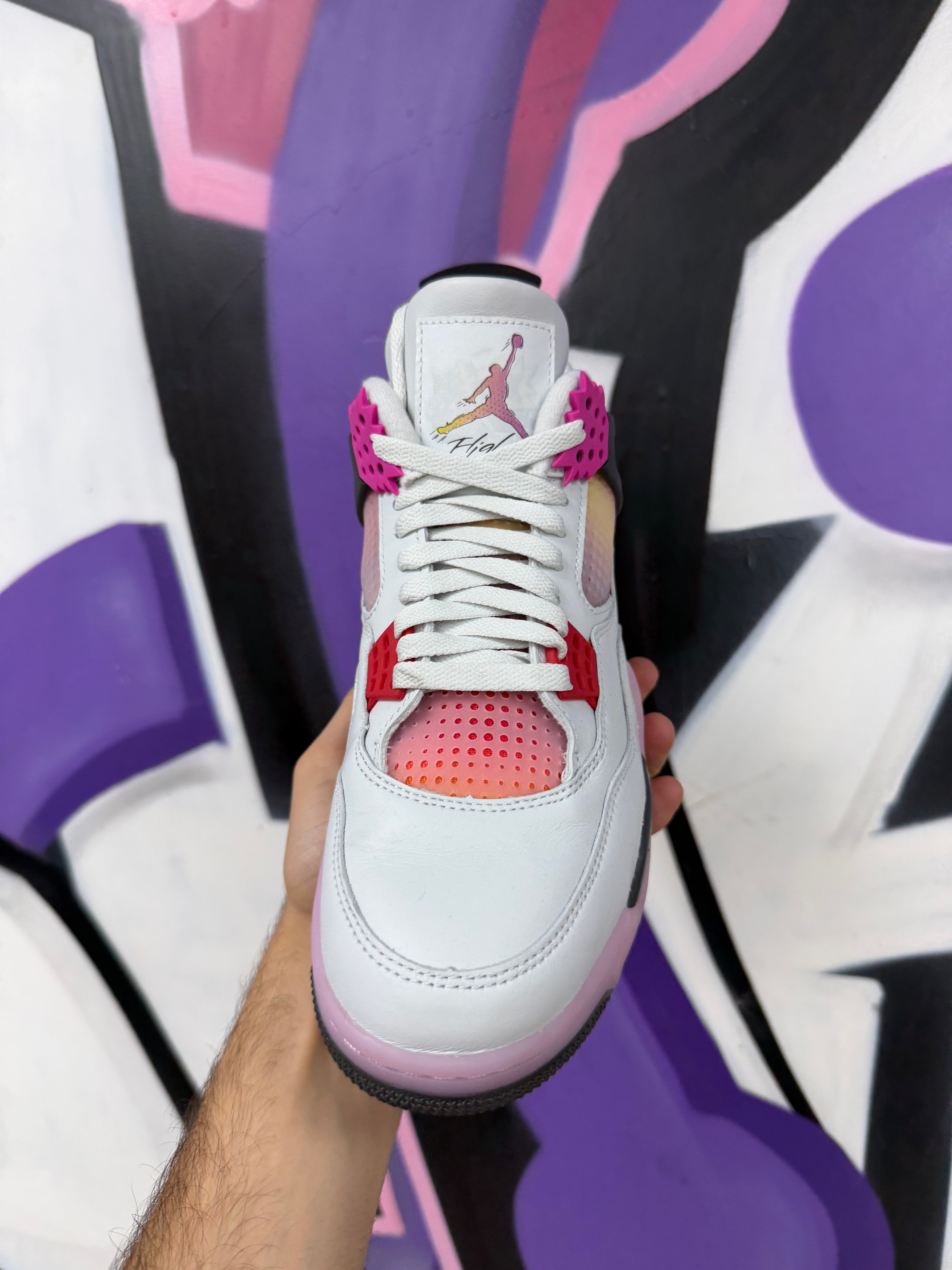 Jordan 4 Comic Sneakers