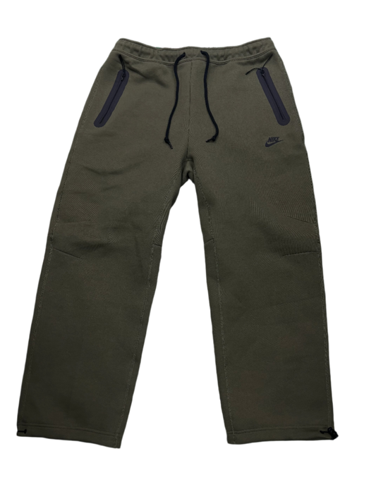 Nike Tech Olive Sweatpants