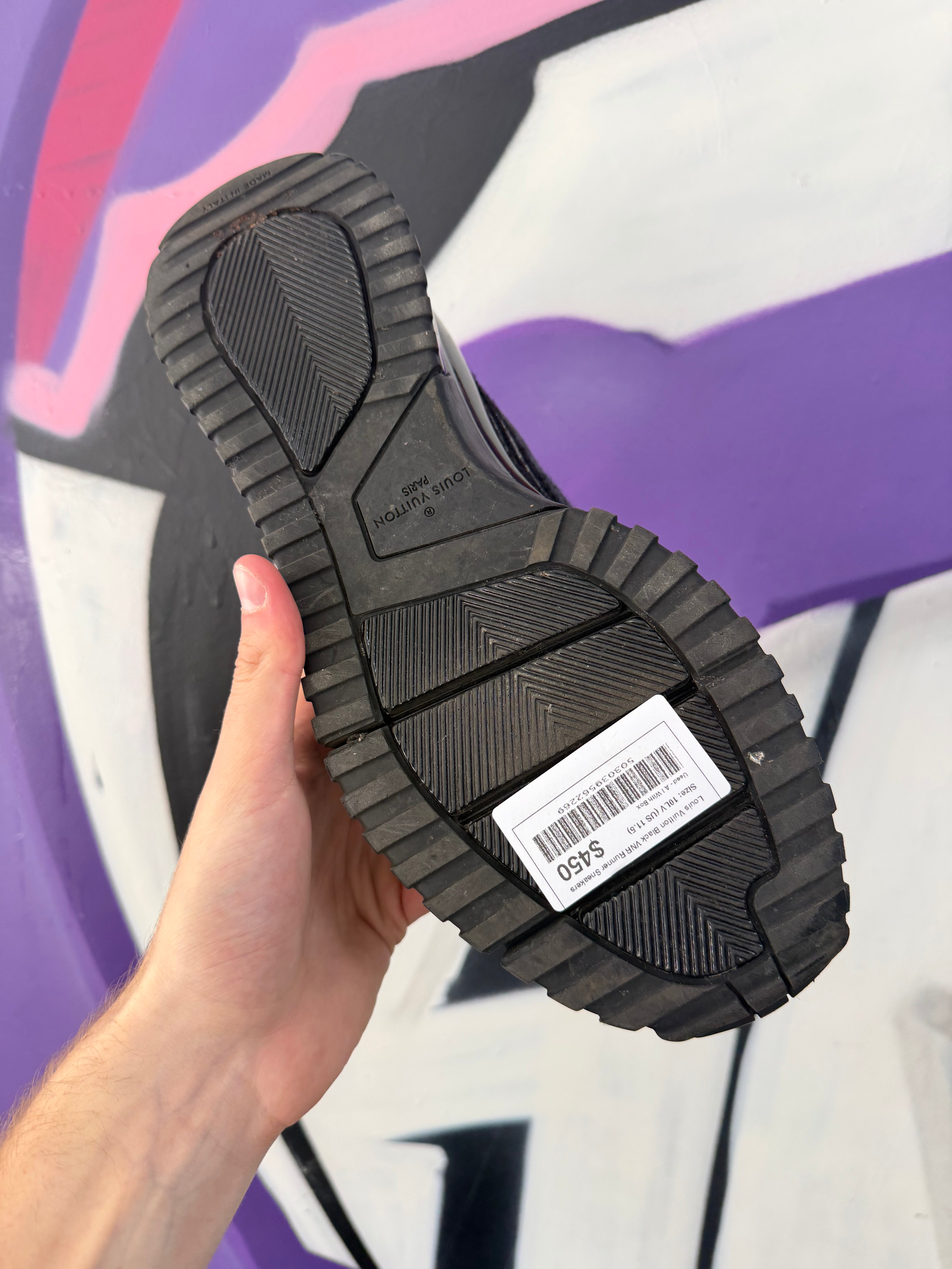 Louis Vuitton Black VNR Runner Sneakers