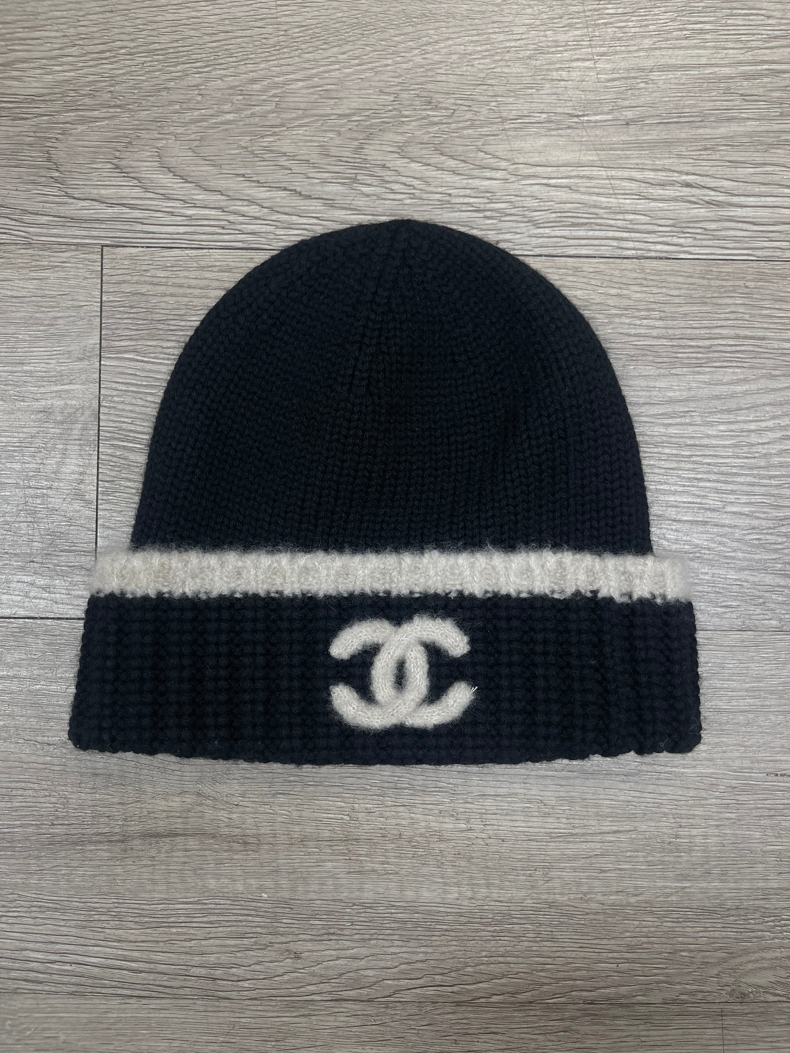 Chanel Black White CC Logo Beanie
