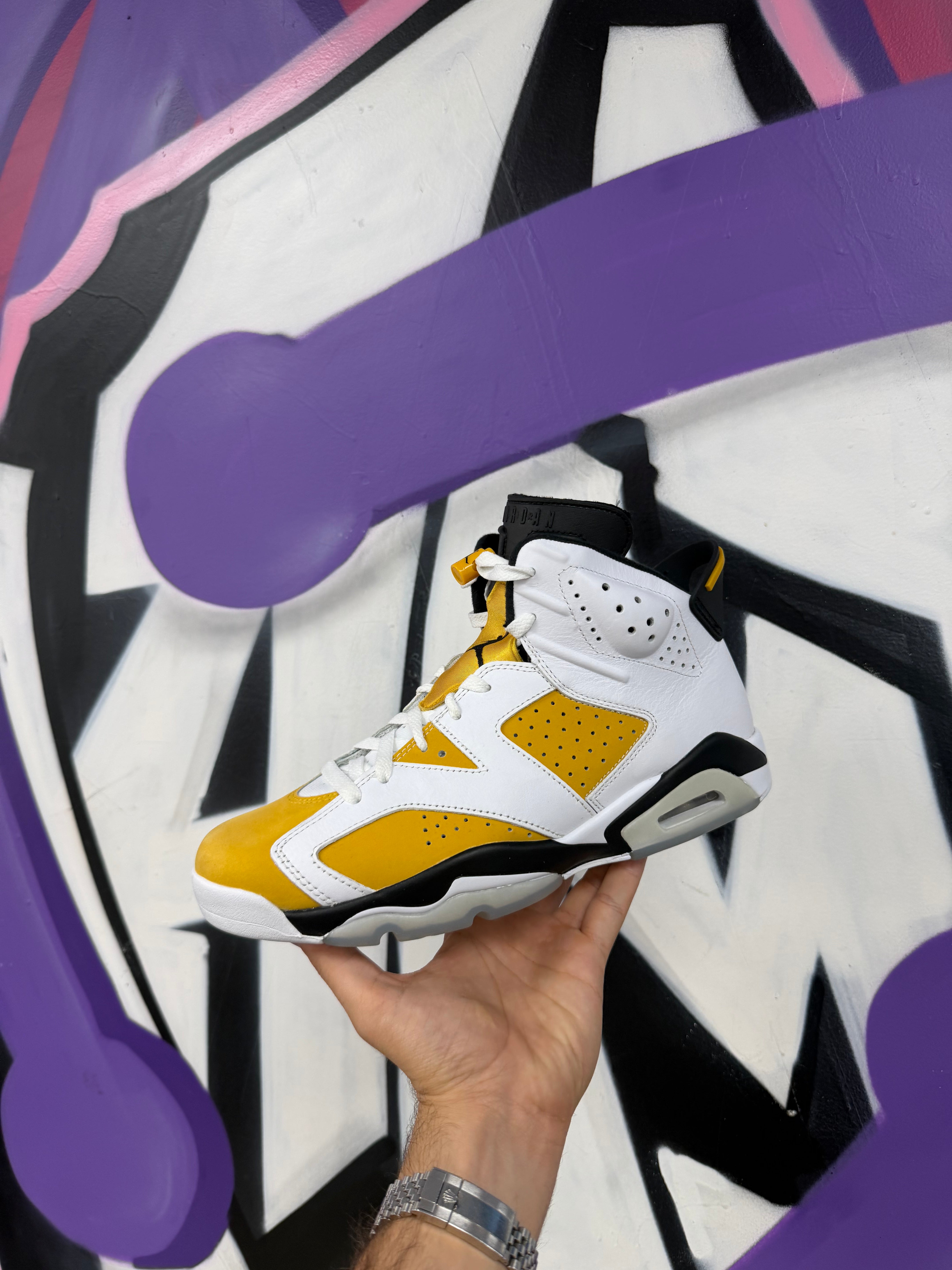 Jordan 6 Yellow Ochre Sneakers