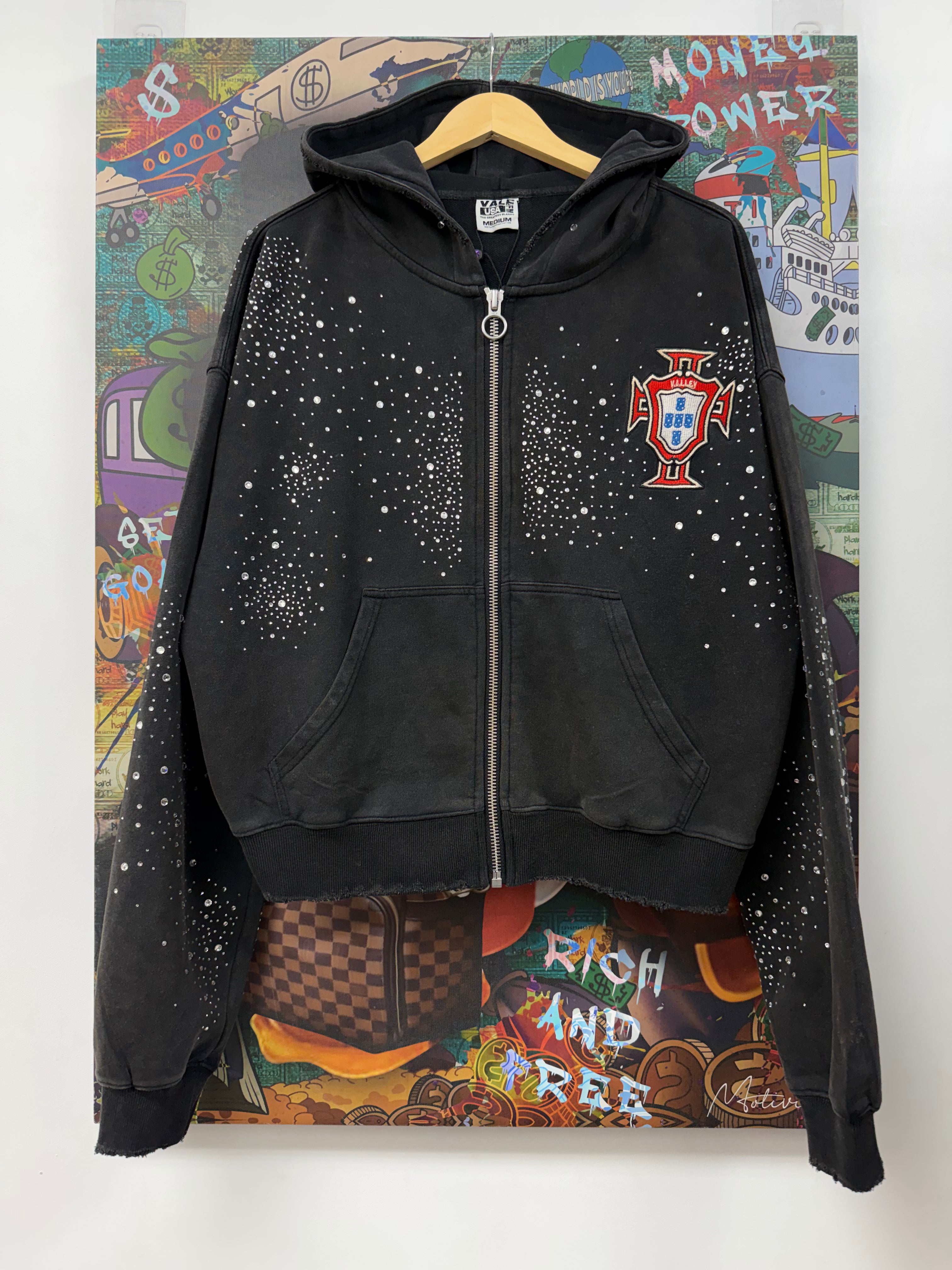 Vale Black Pluto Cluster Zip Up