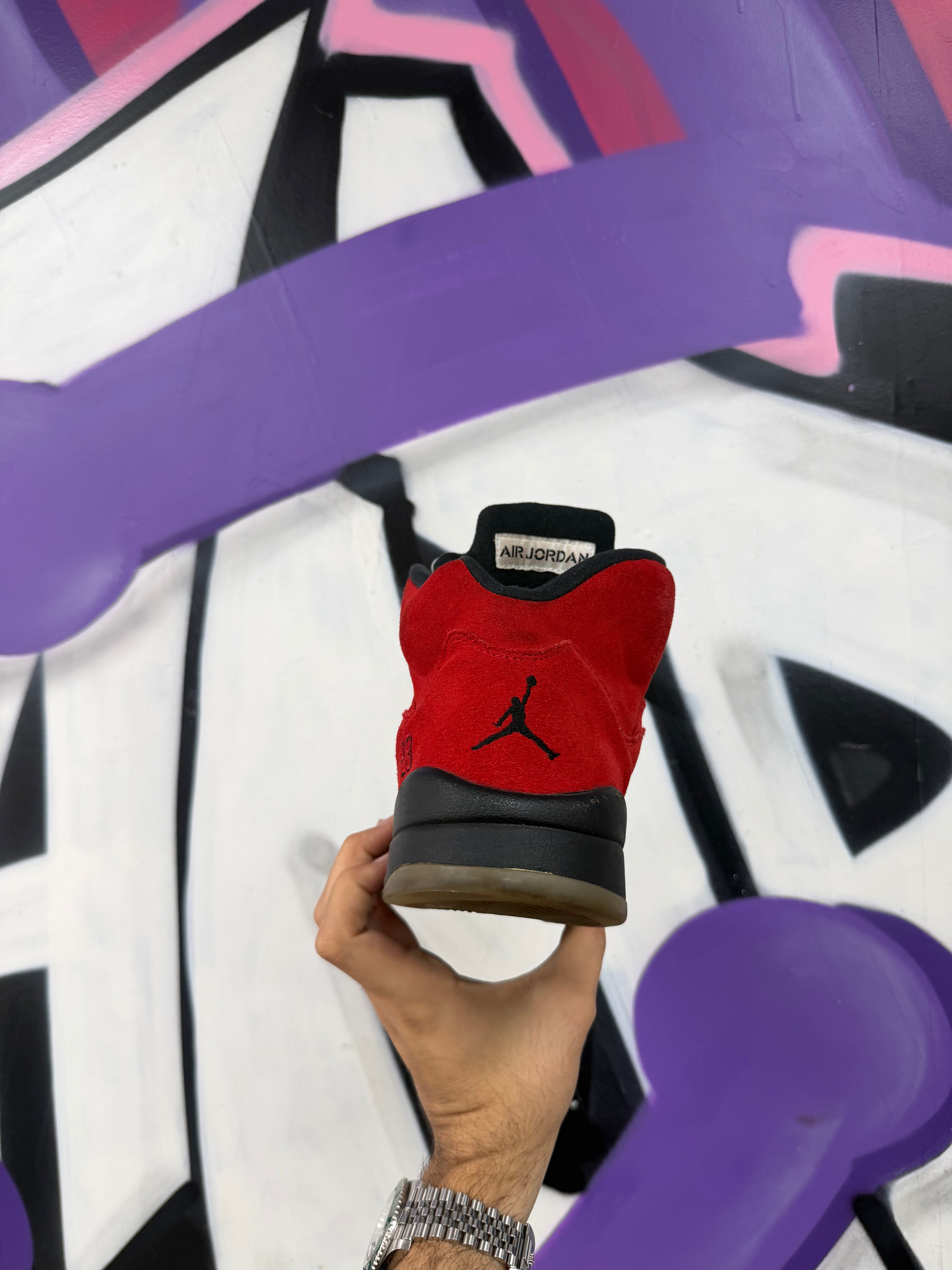 Jordan 5 Raging Bulls Sneakers