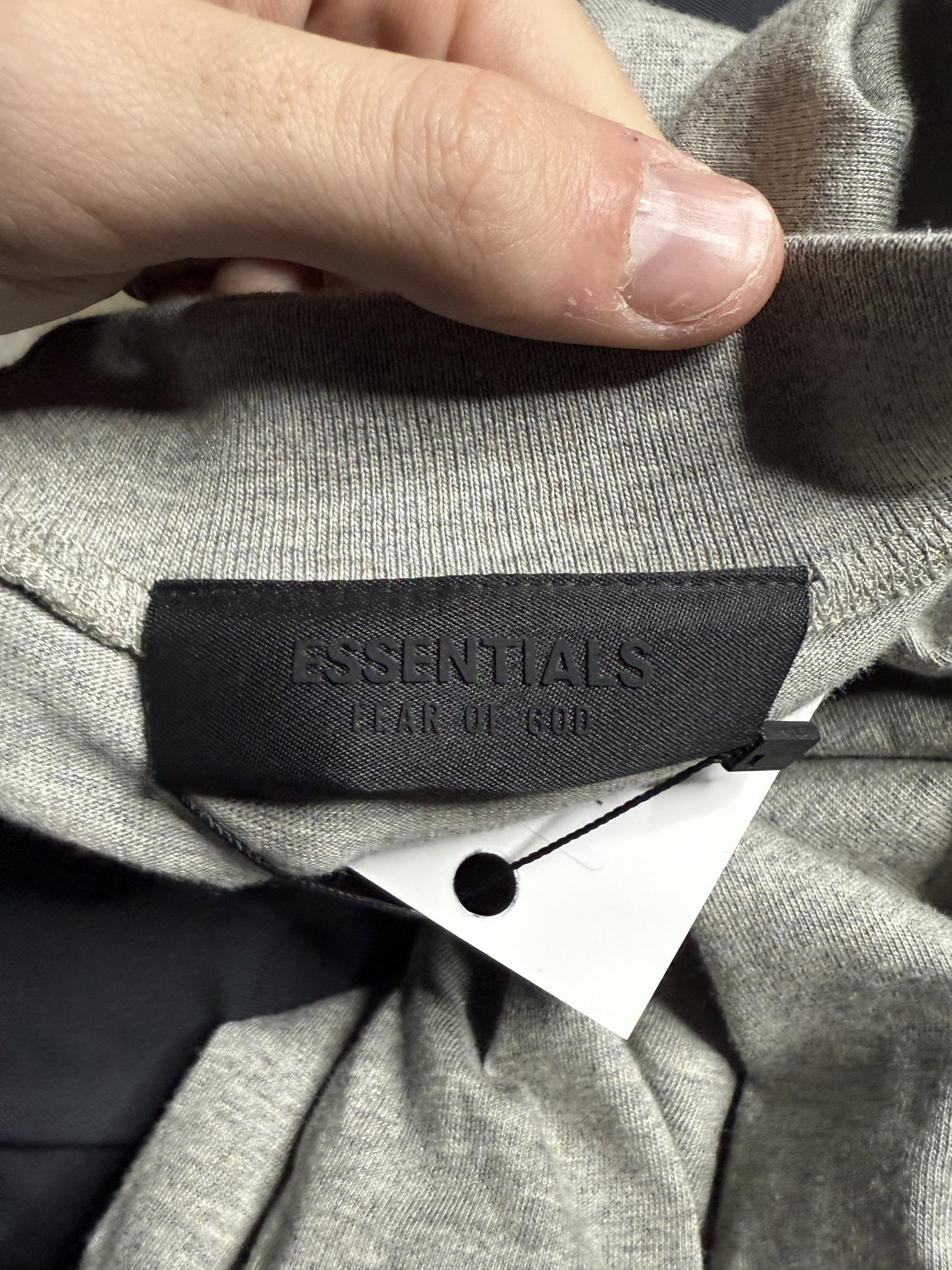 Essentials LS Dark Oatmeal Medium New