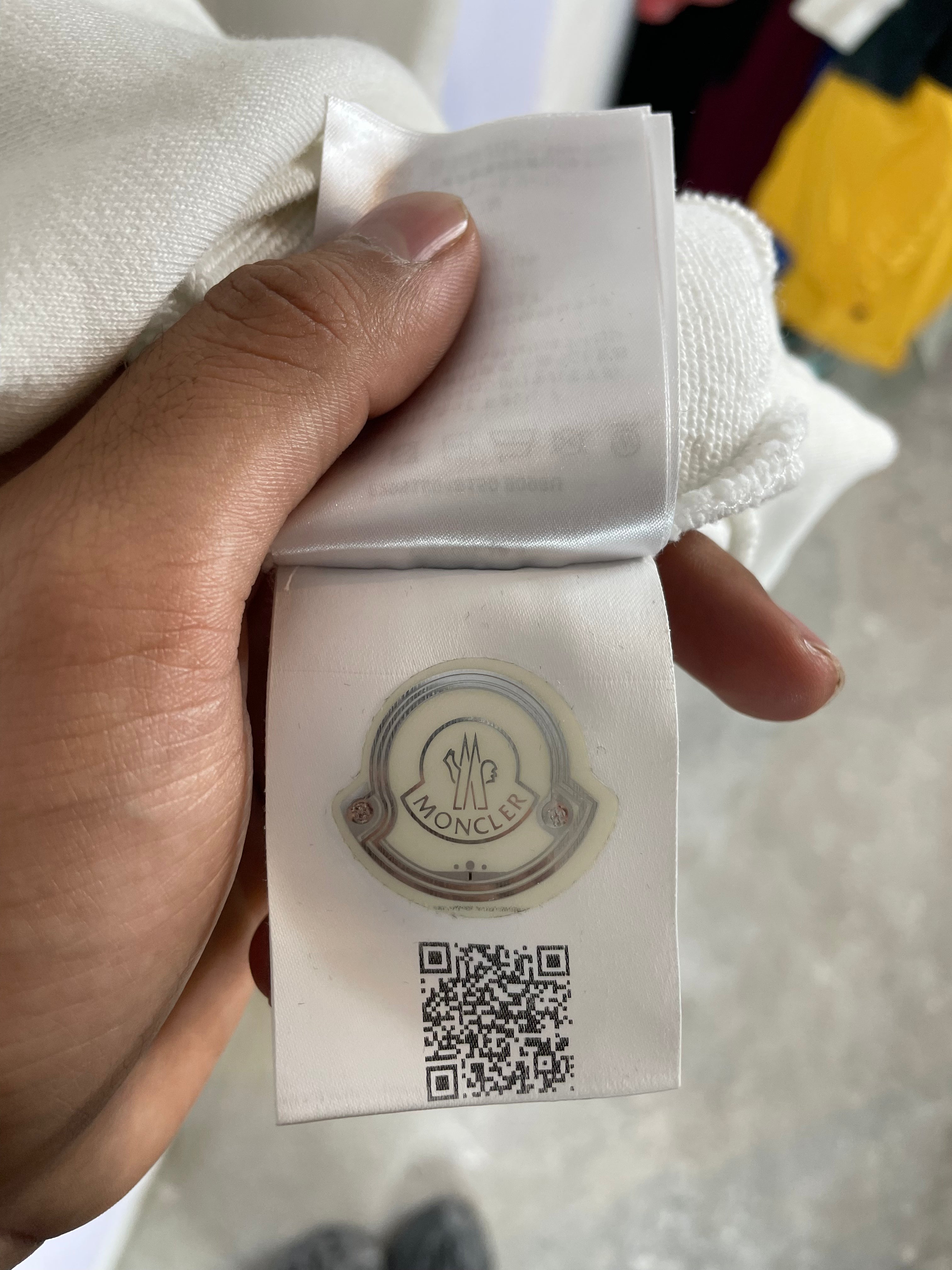 Moncler Chest Logo Crewneck White Red Used Large