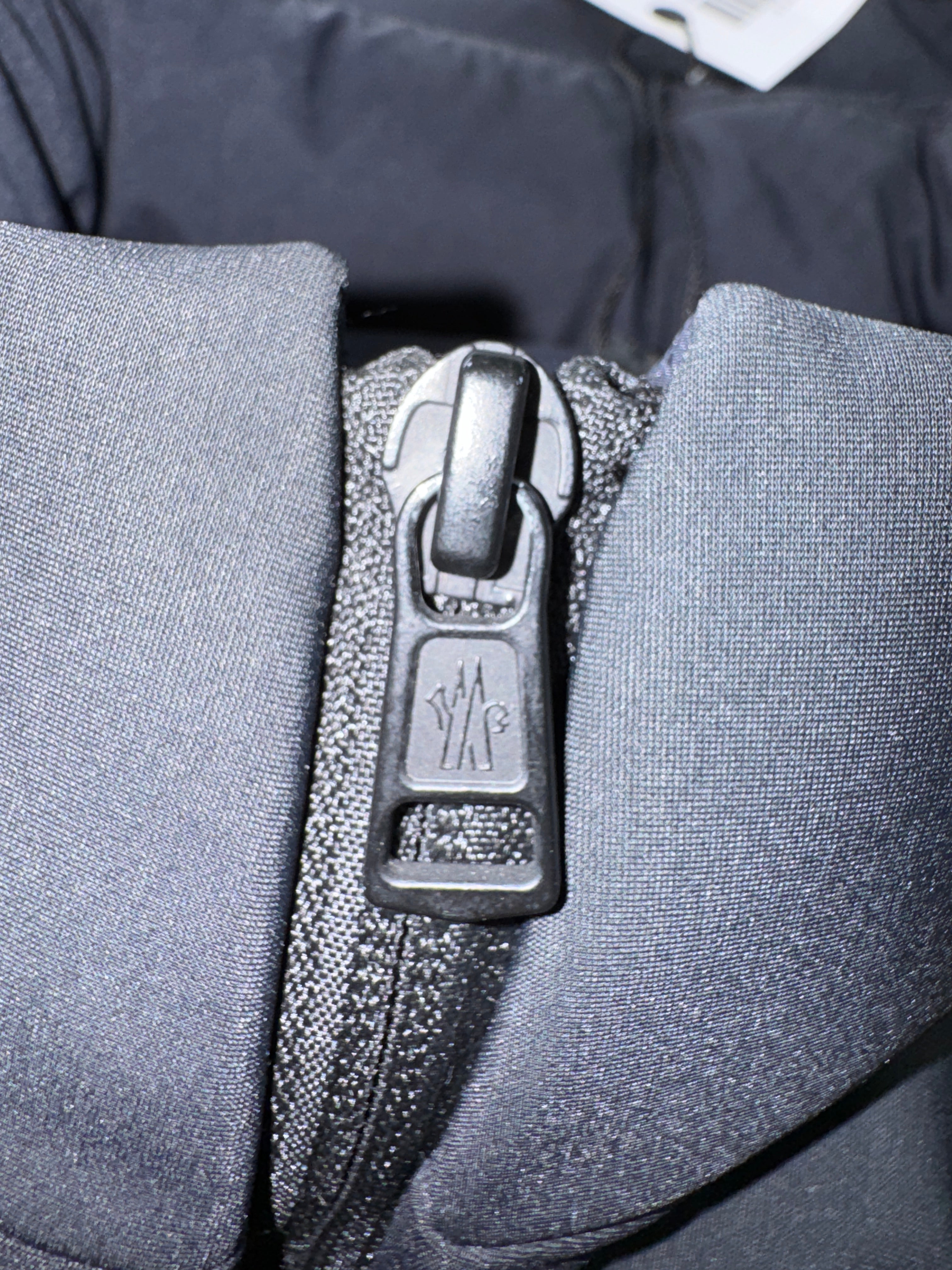 Moncler Causses Gilet Navy & Black Vest
