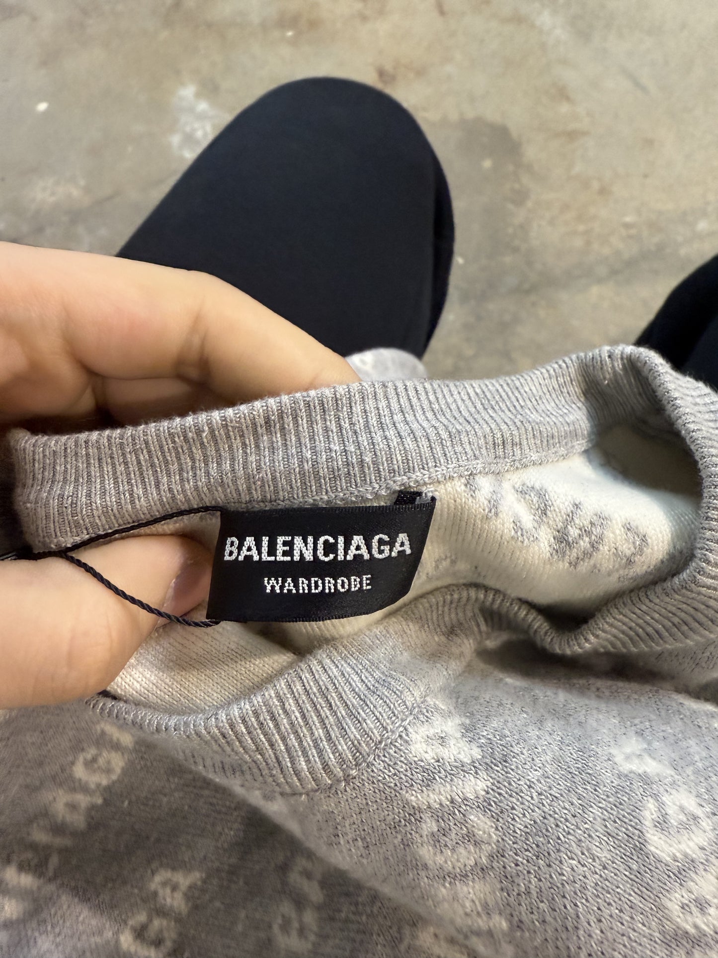 Balenciaga Knit Sweater Grey White Used Large