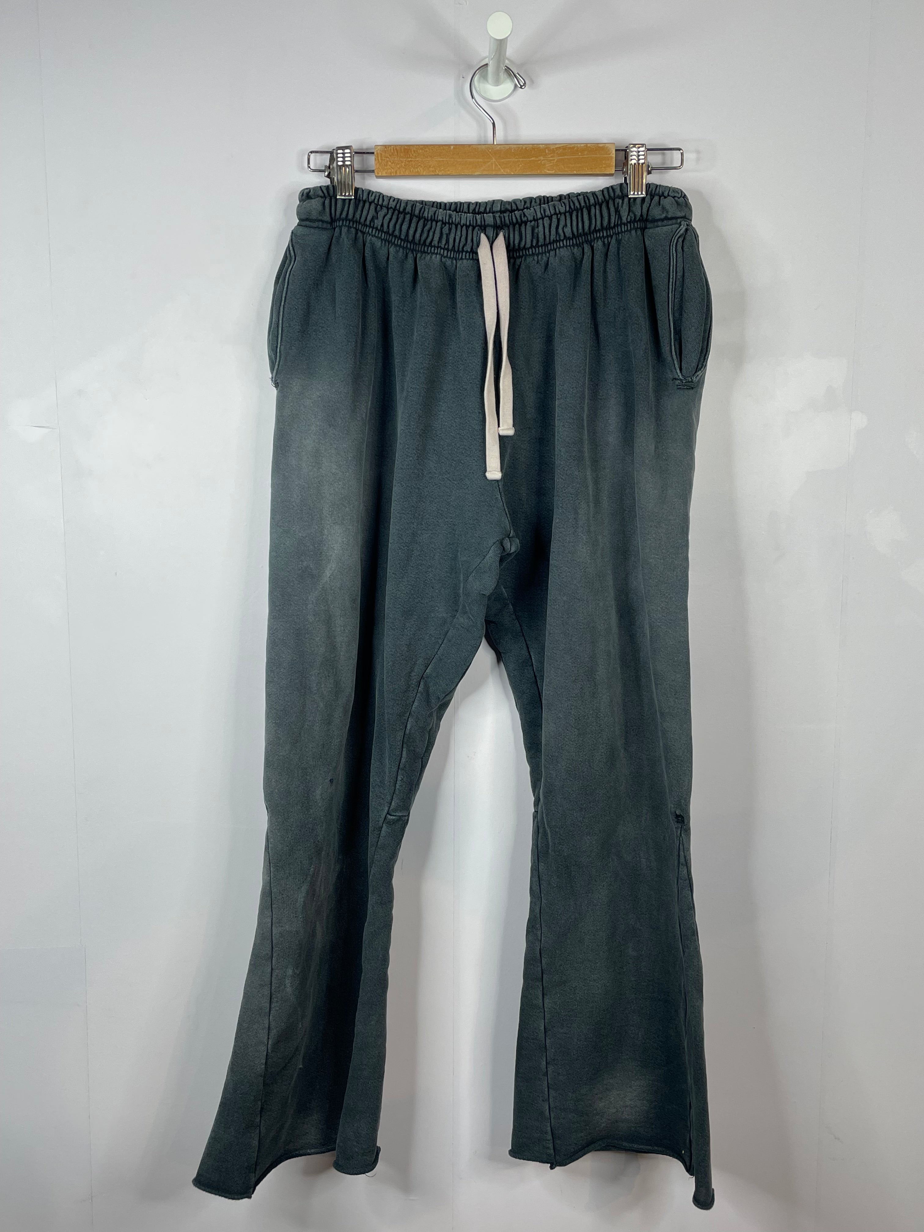 Hellstar Flare Black Wash (Faded) Sweatpants