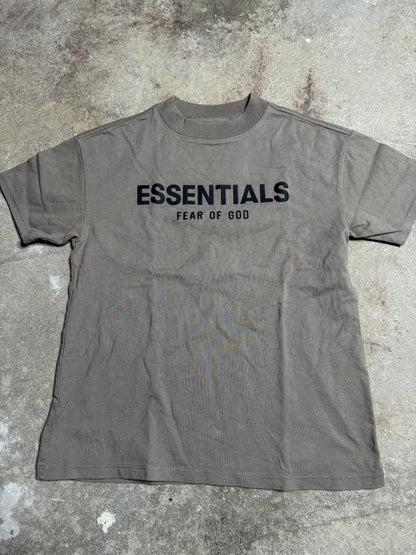 Essentials Tee Taupe Used Kids Large