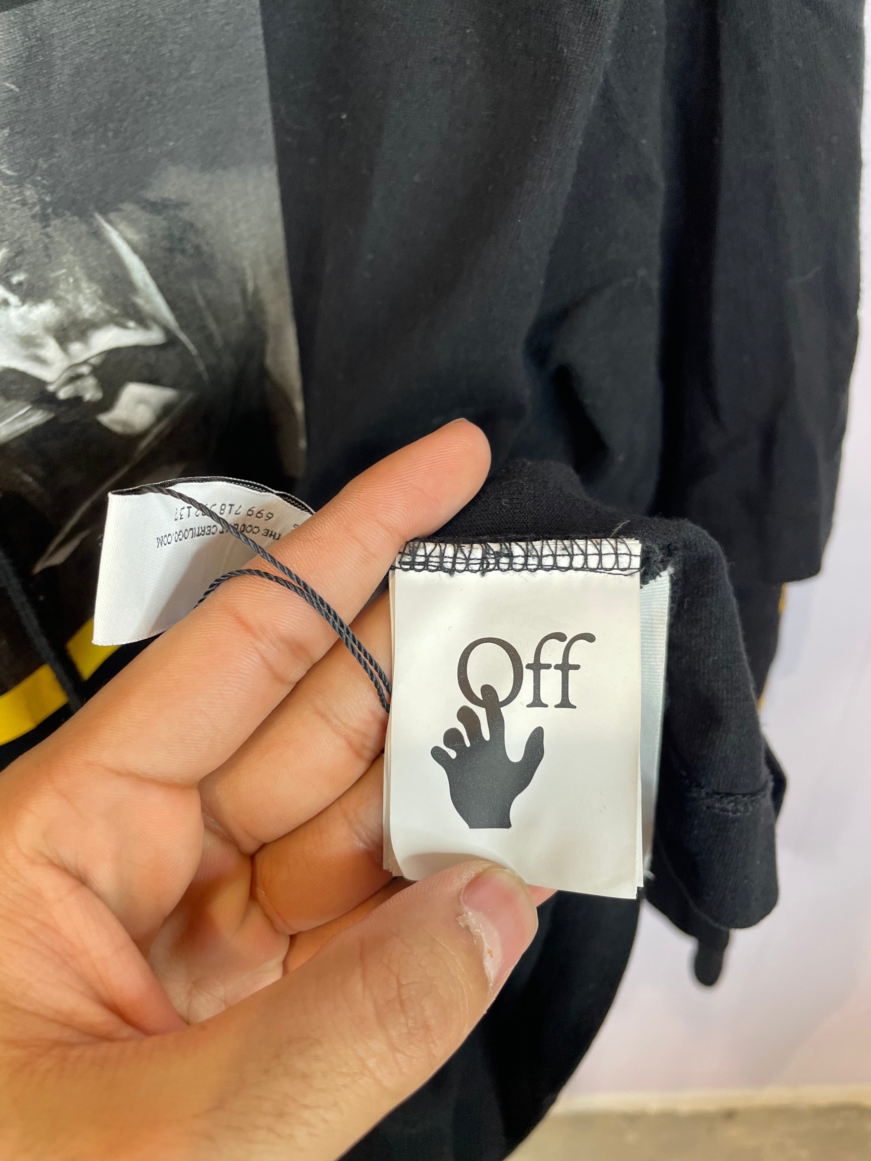 Off White Shirt Hoodie Black Yellow Used Small