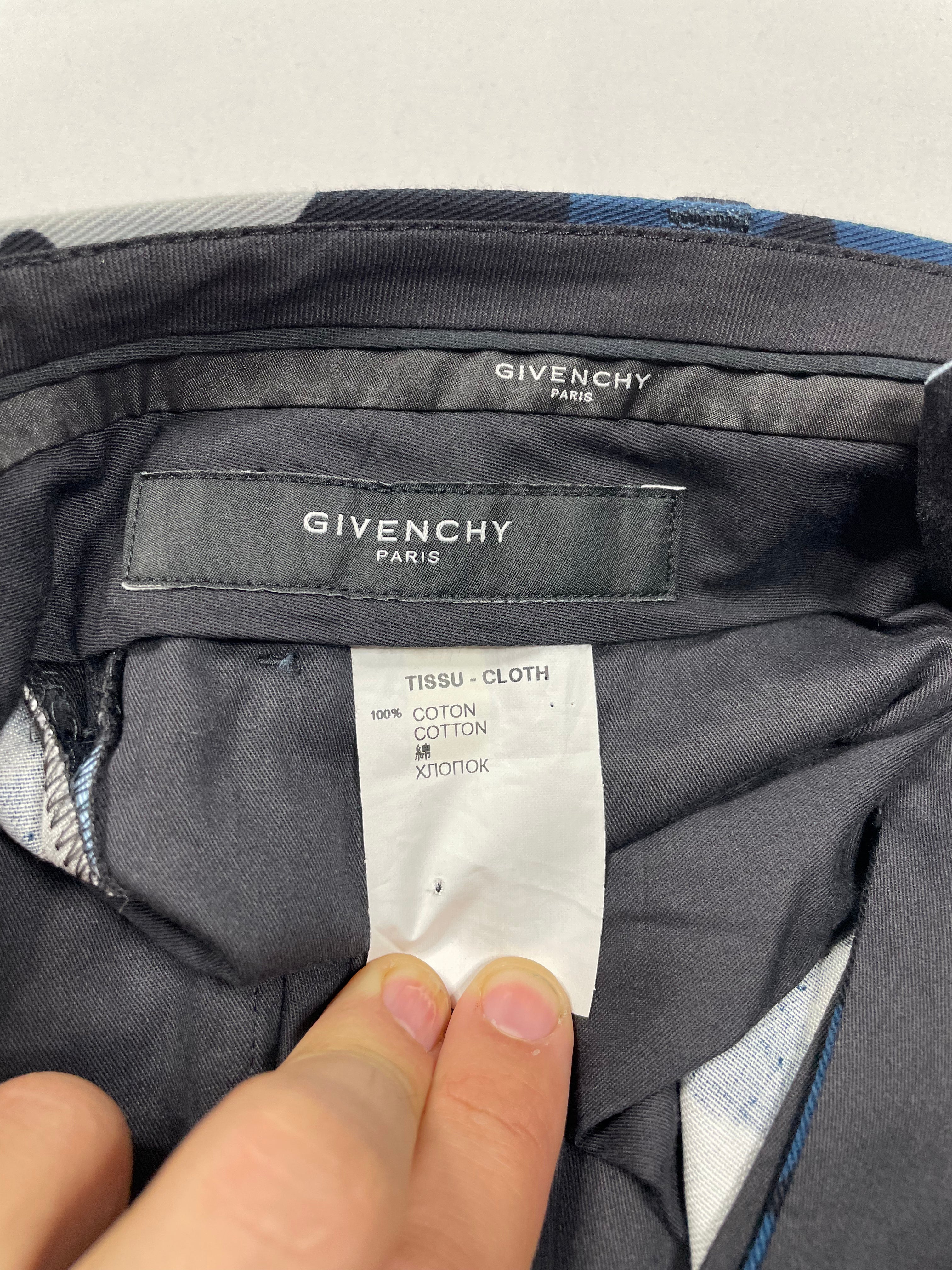 Givenchy Shorts Cargo Camo Blue