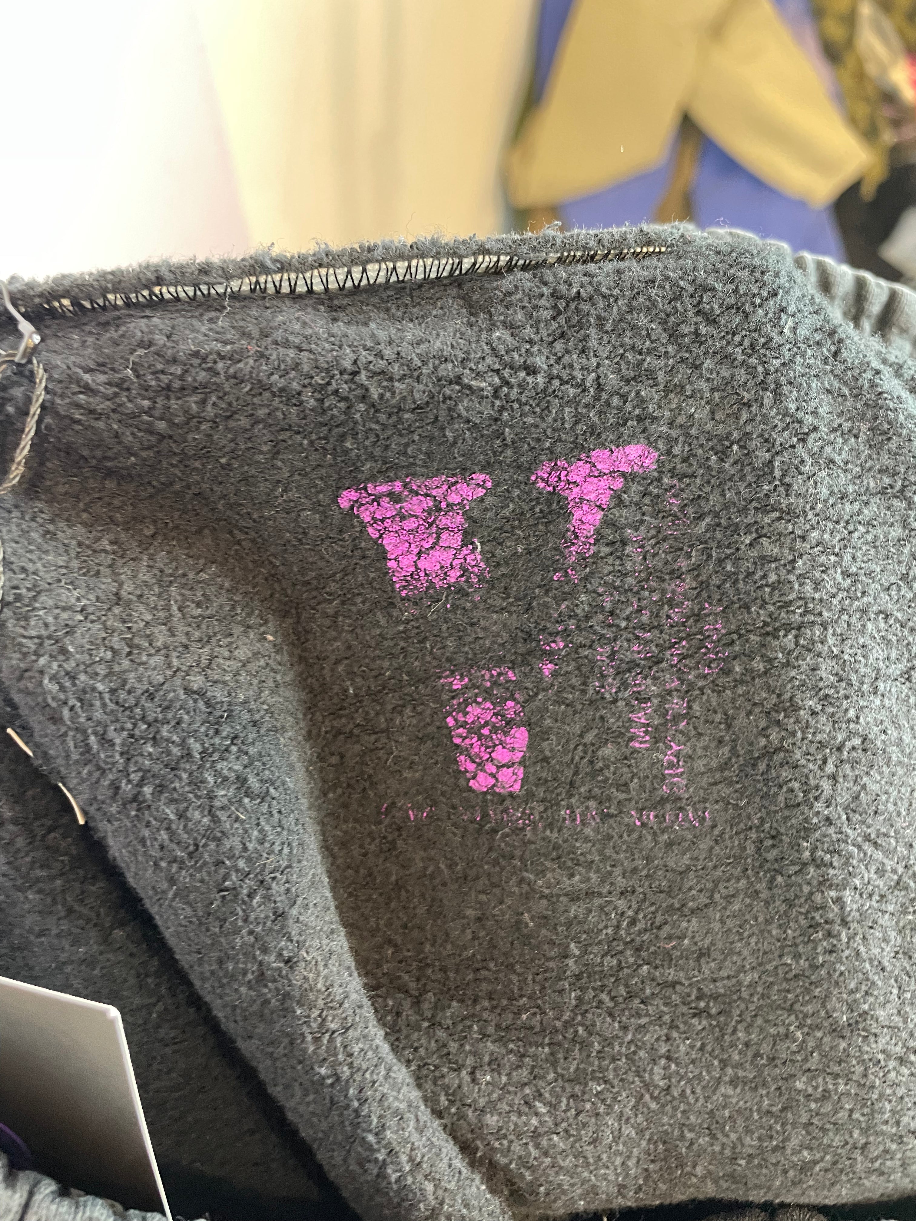 VLONE Newport Sweats Black Used Medium