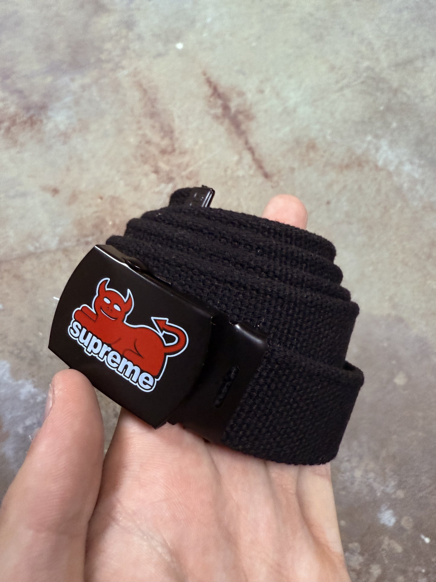 Supreme Belt Black Red OS Used