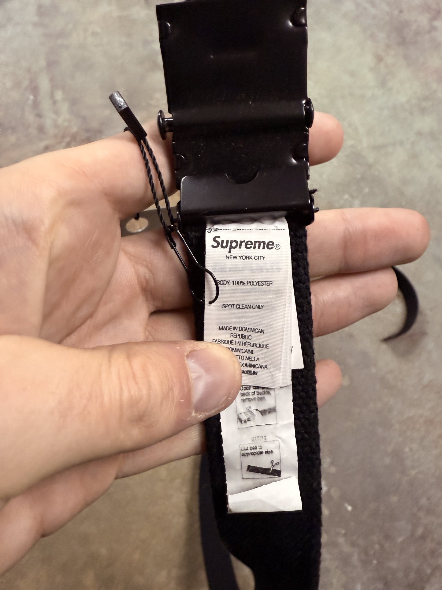 Supreme Belt Black Red OS Used