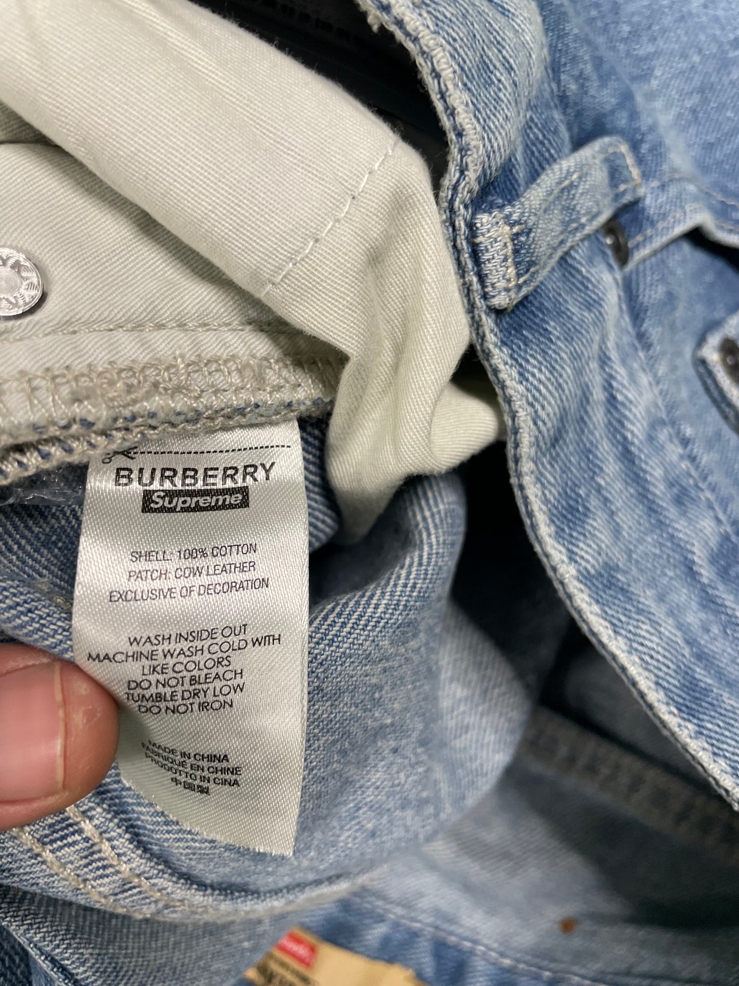 Supreme Burberry Jeans Light Wash 30 Used