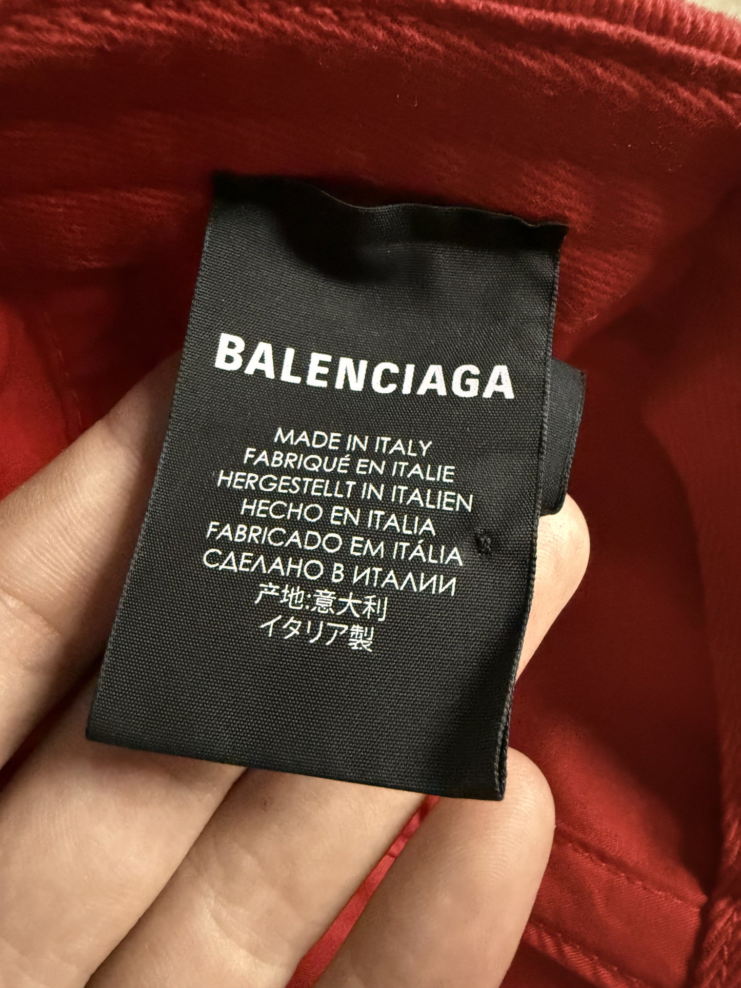 Balenciaga Cap Red Black Used Large