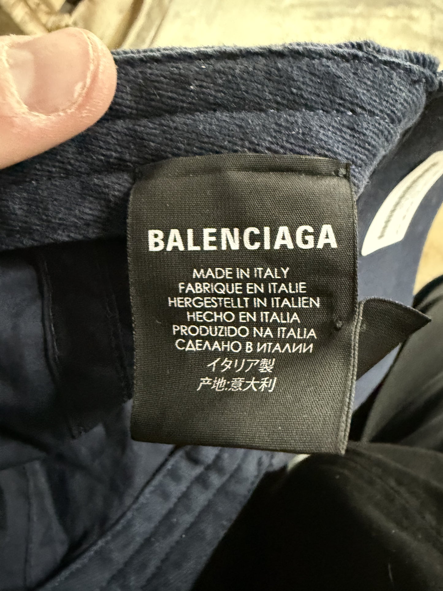 Balenciaga Cap Navy White BB Used Large