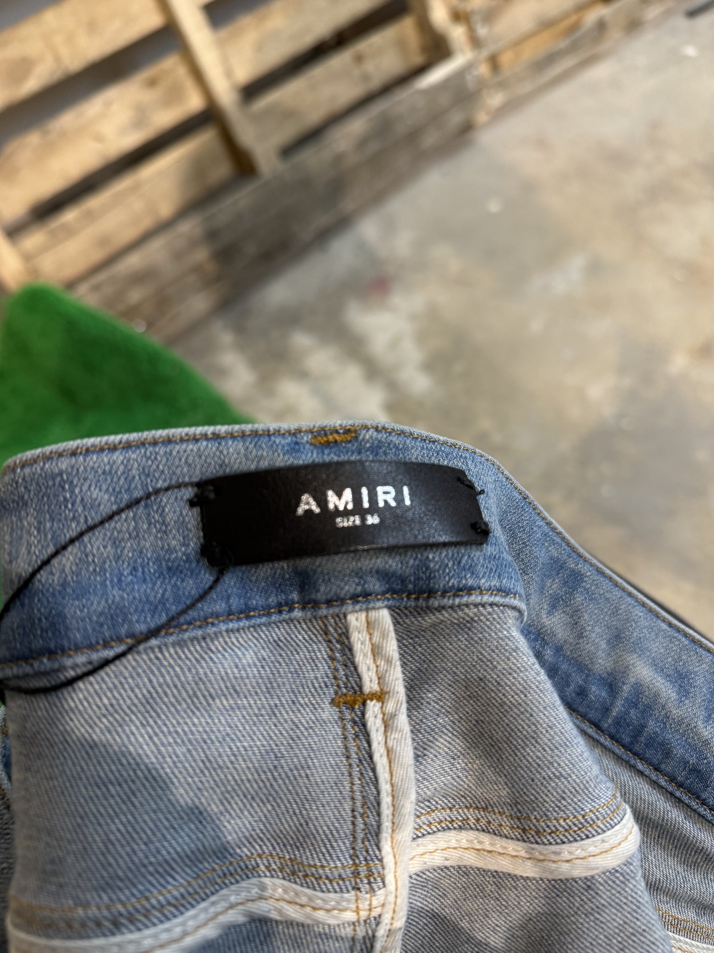 Amiri Jeans Old English Used 36