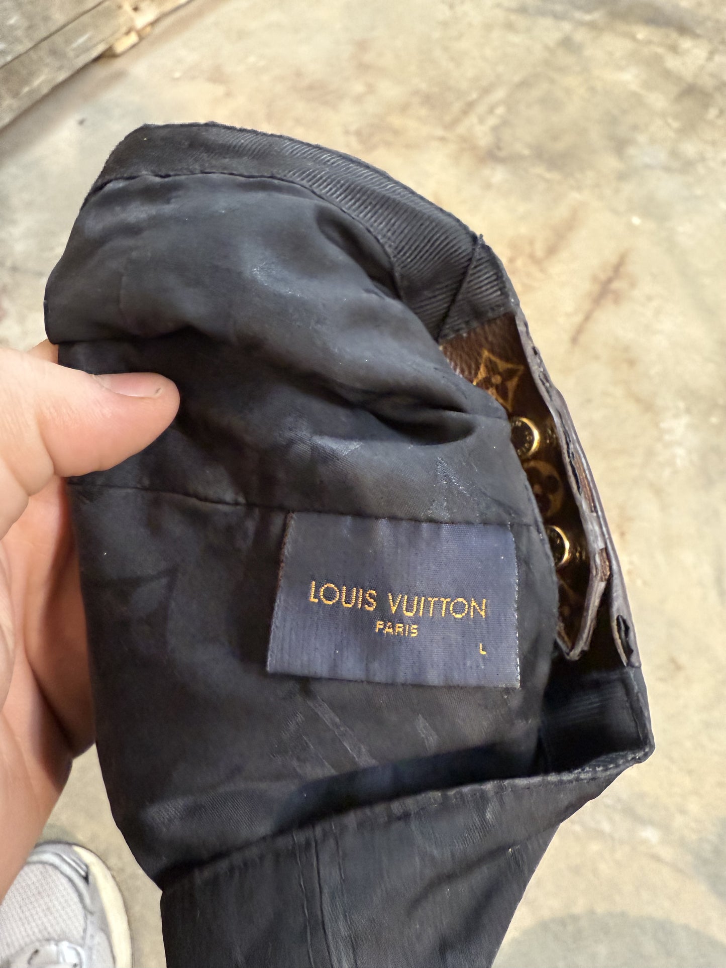 LV Hat Black Brown Used OS