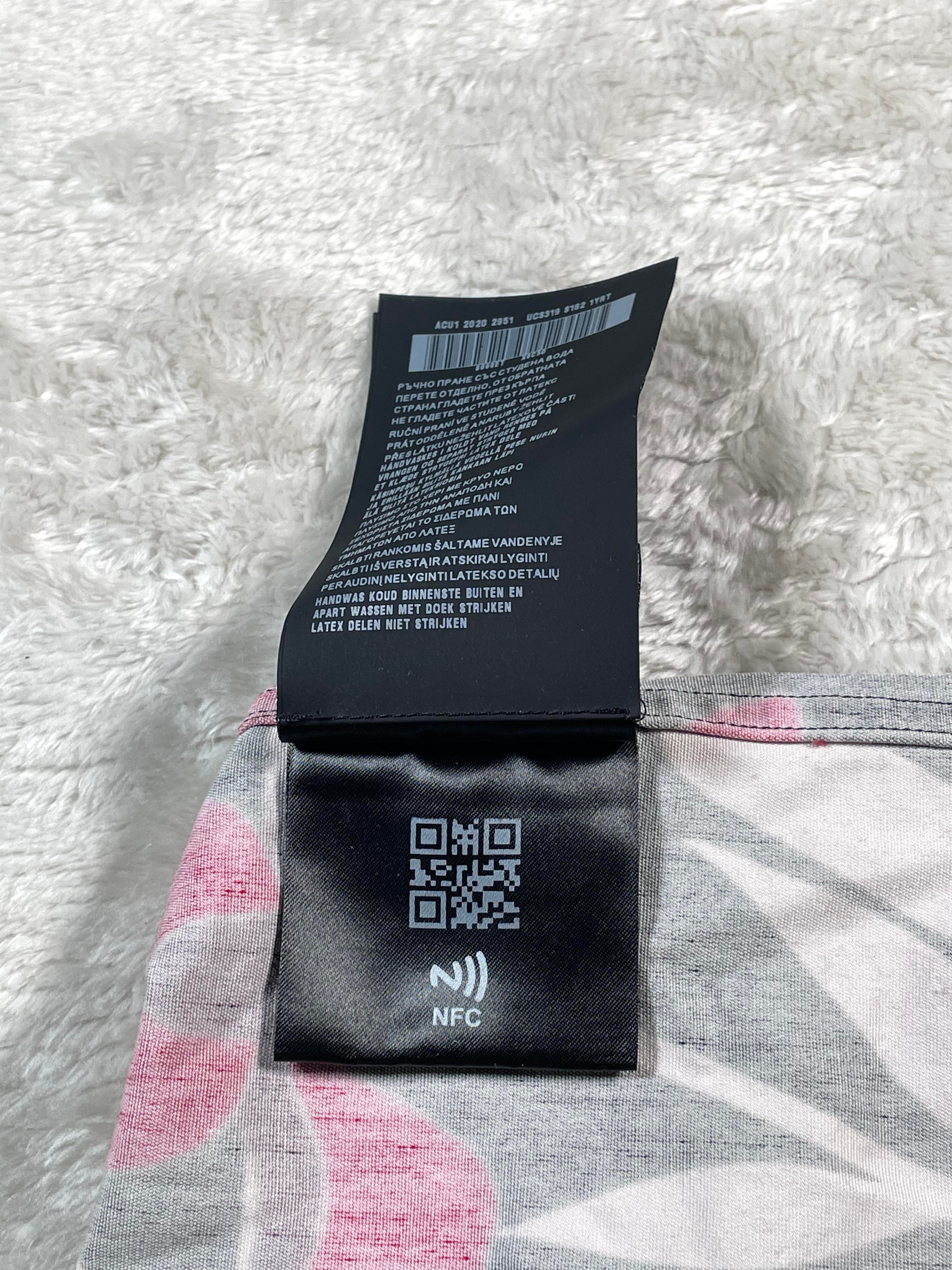 Prada Rose Double Match Red & Black Button Up