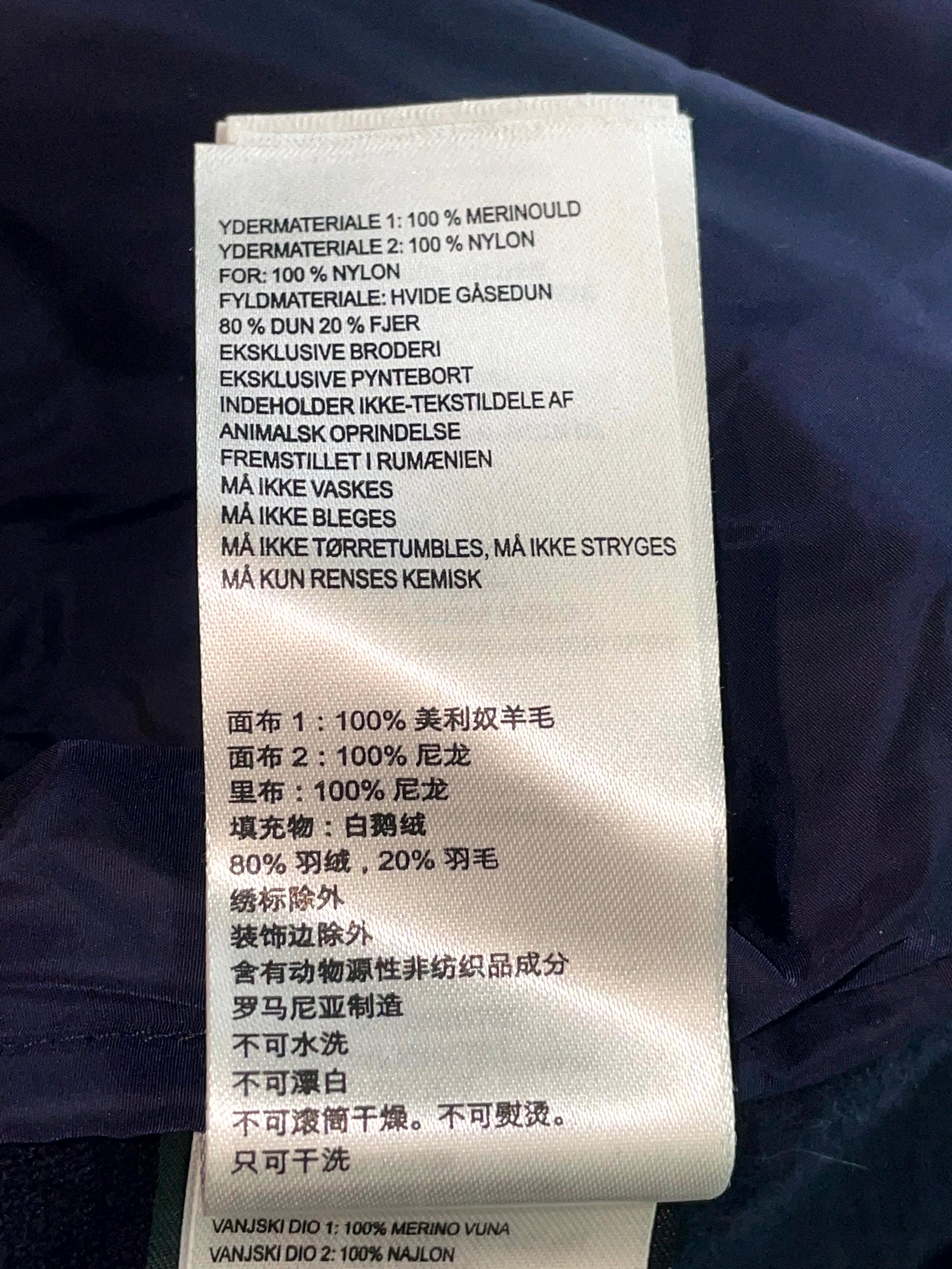 Canada Goose Hybridge Down Navy Jacket