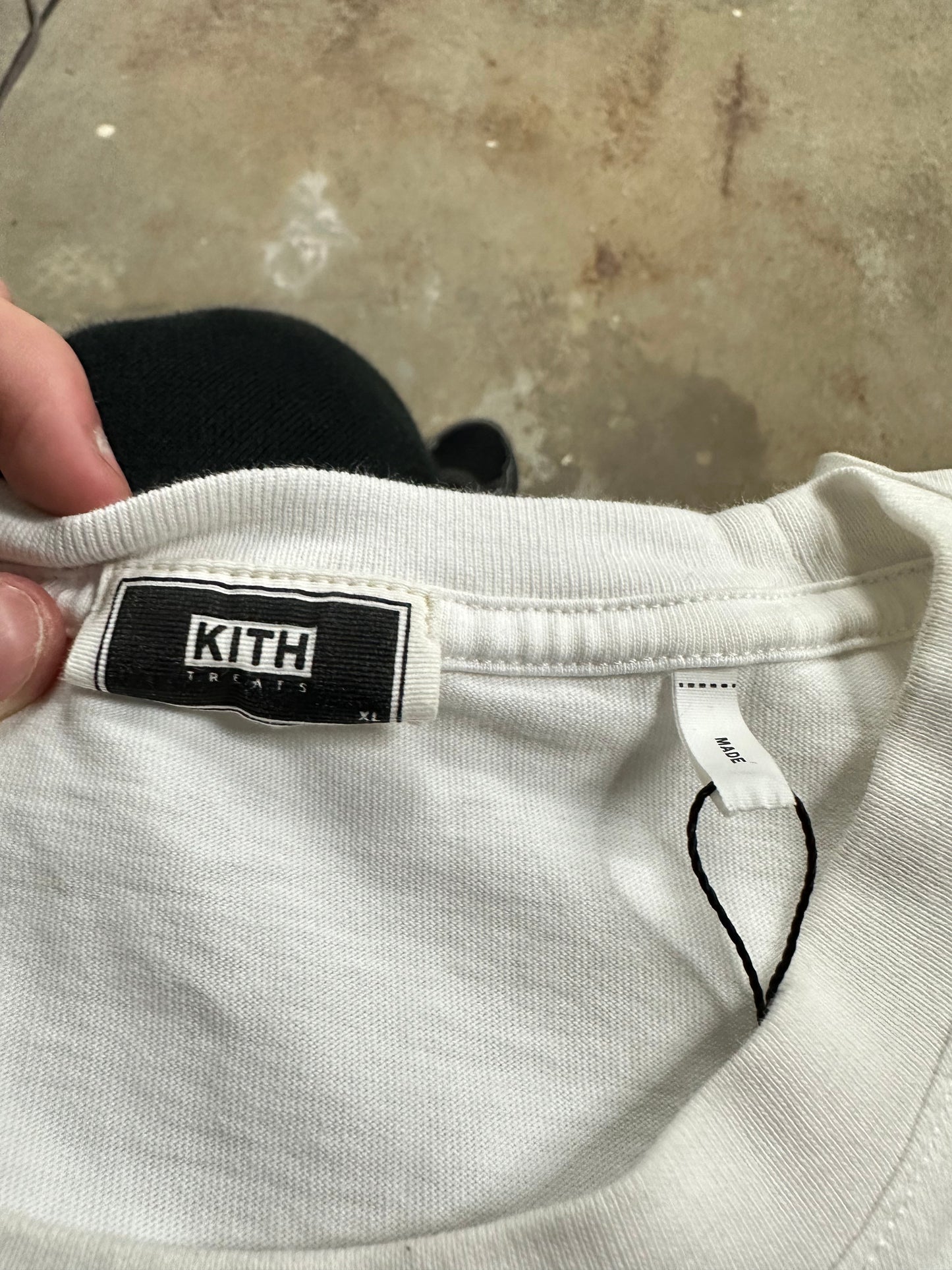 Kith Tee White Yellow XL Used