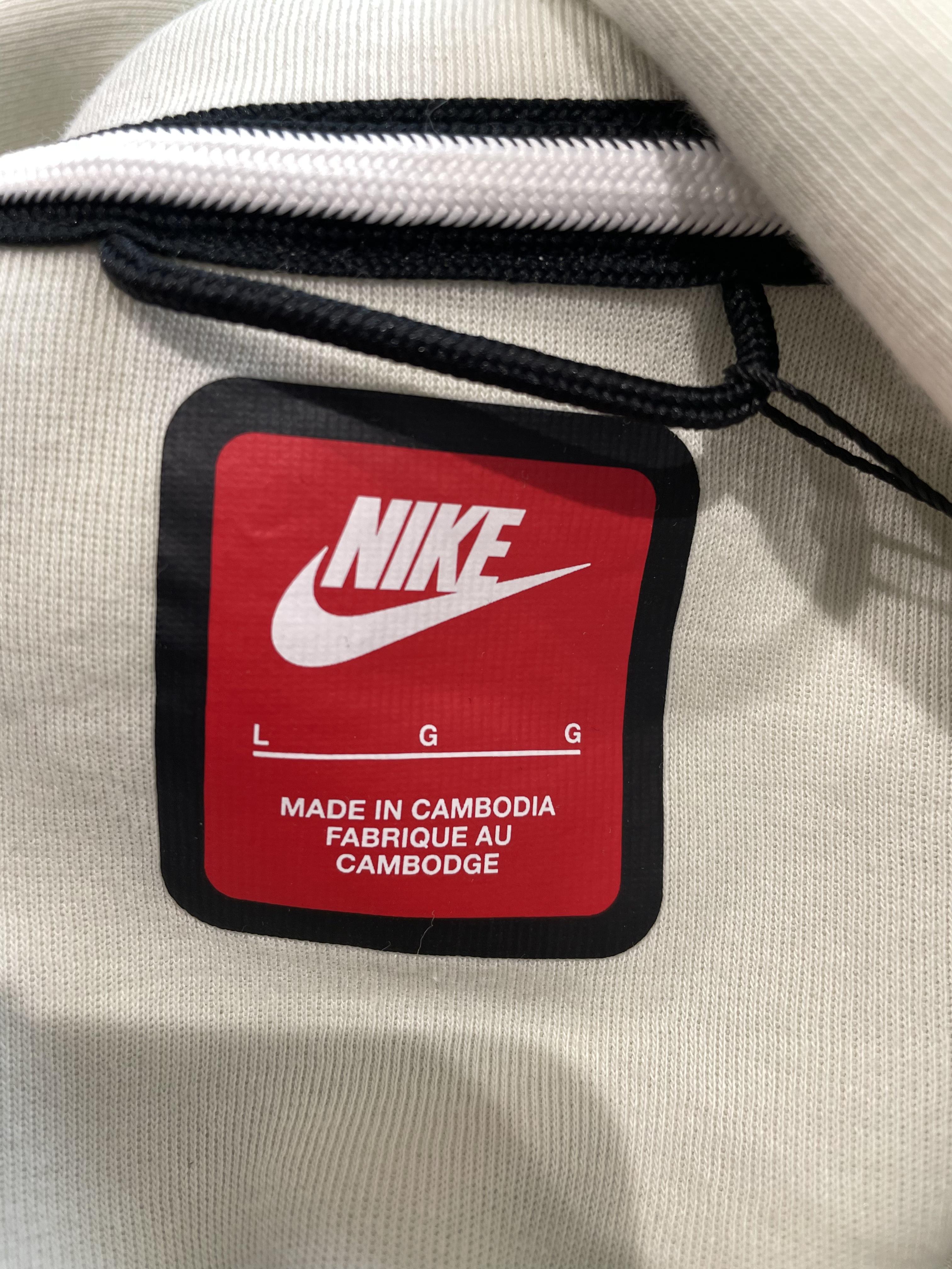 Nike Tech Sweatsuit Cream New