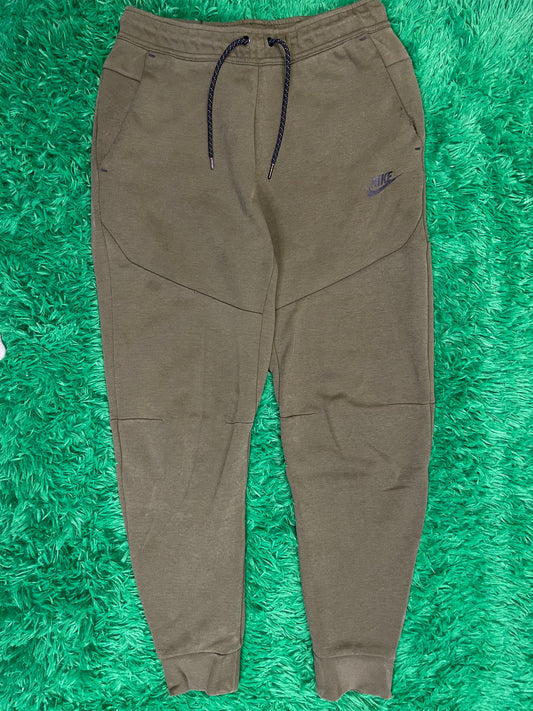 Nike Tech Suit Olive Green Small Used