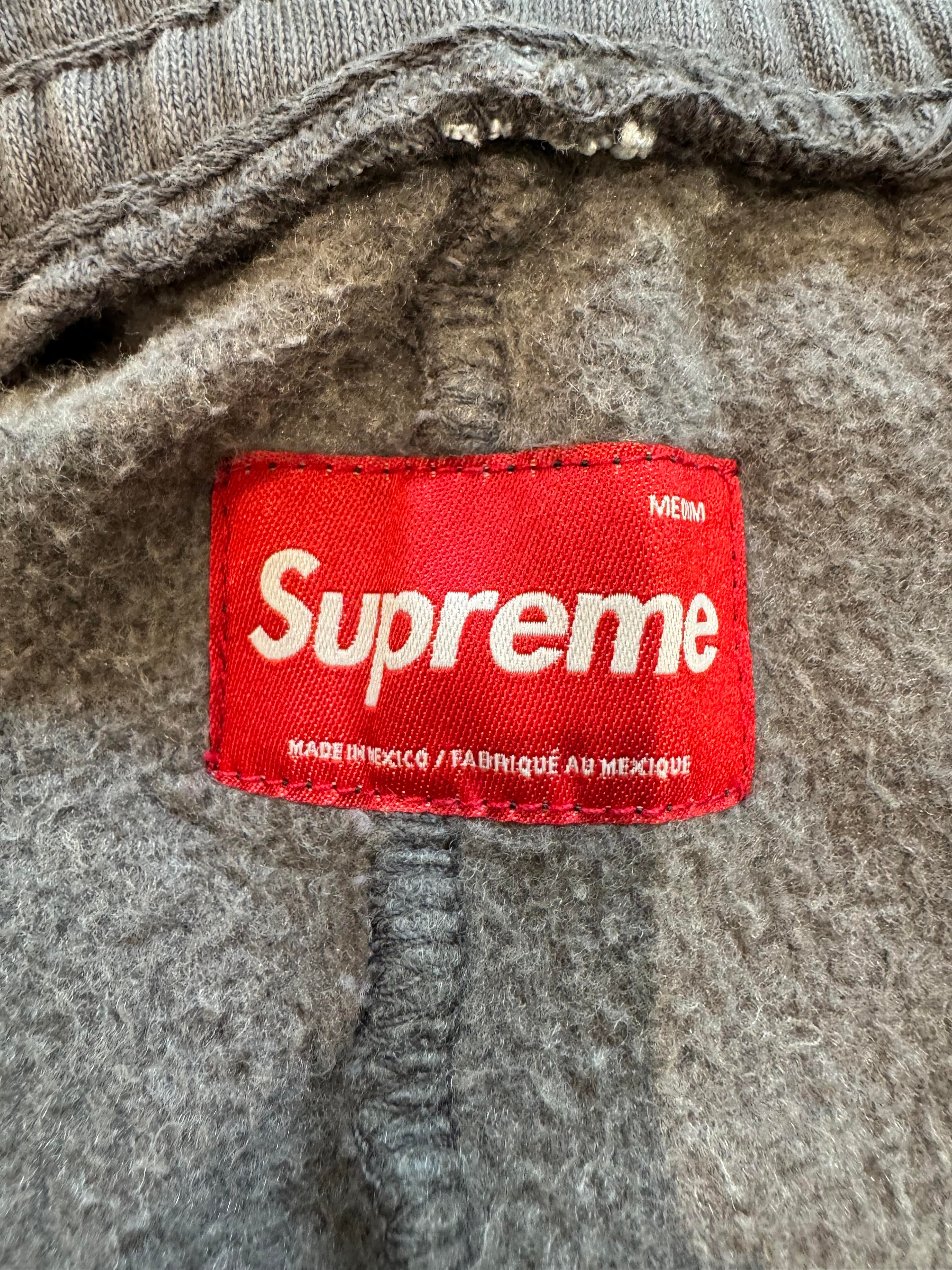 Supreme Classic Logo Grey Shorts