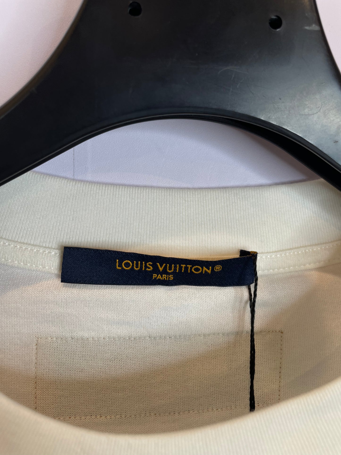 LV Parrot Tee White Used Medium