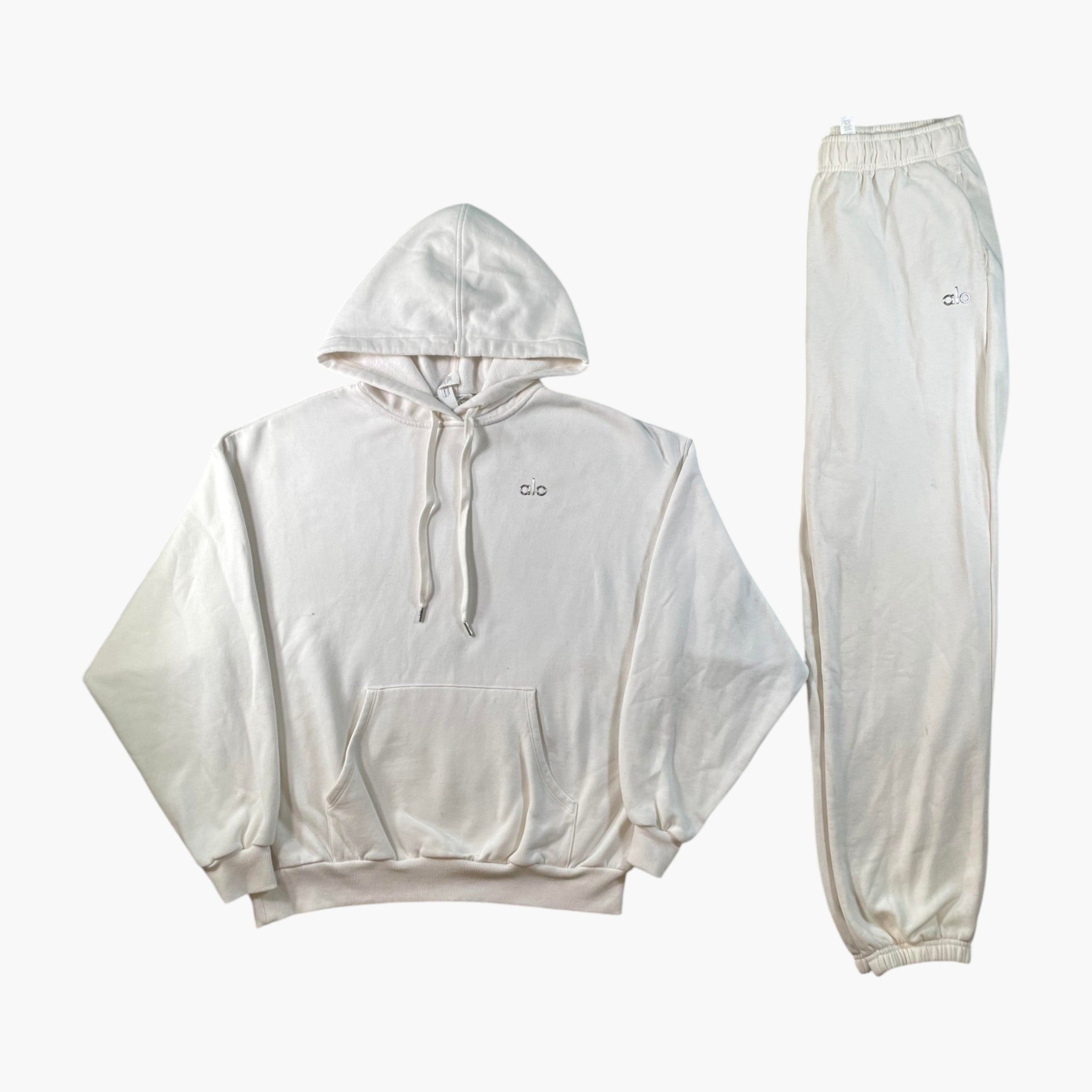 ALO Eggshell Accolade Cream Sweatsuit