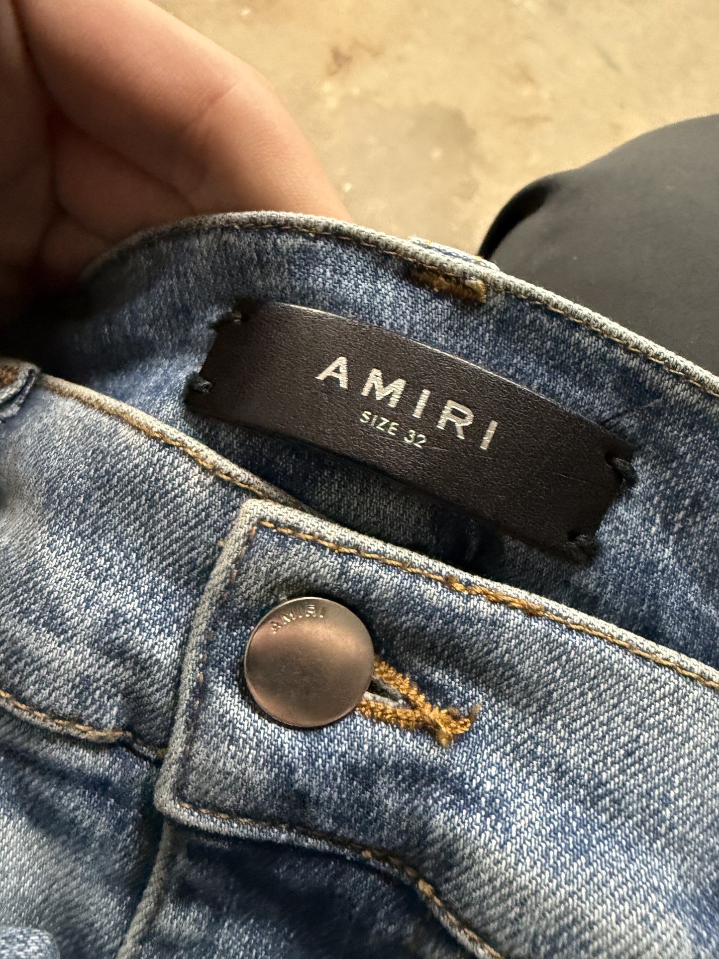 Amiri Plain Thrasher Light Wash Used 32