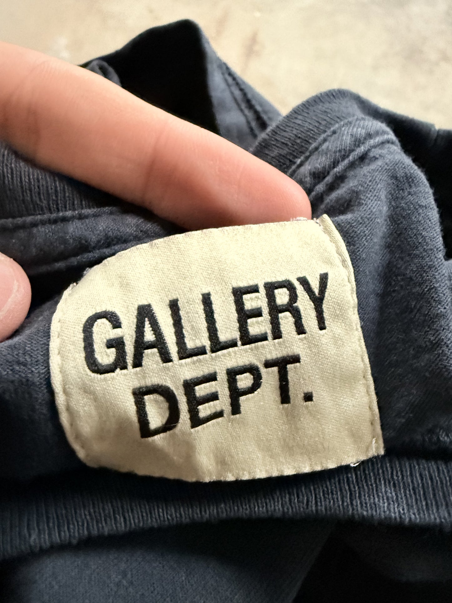 Gallery Dept Navy Souvenir LS Used XL