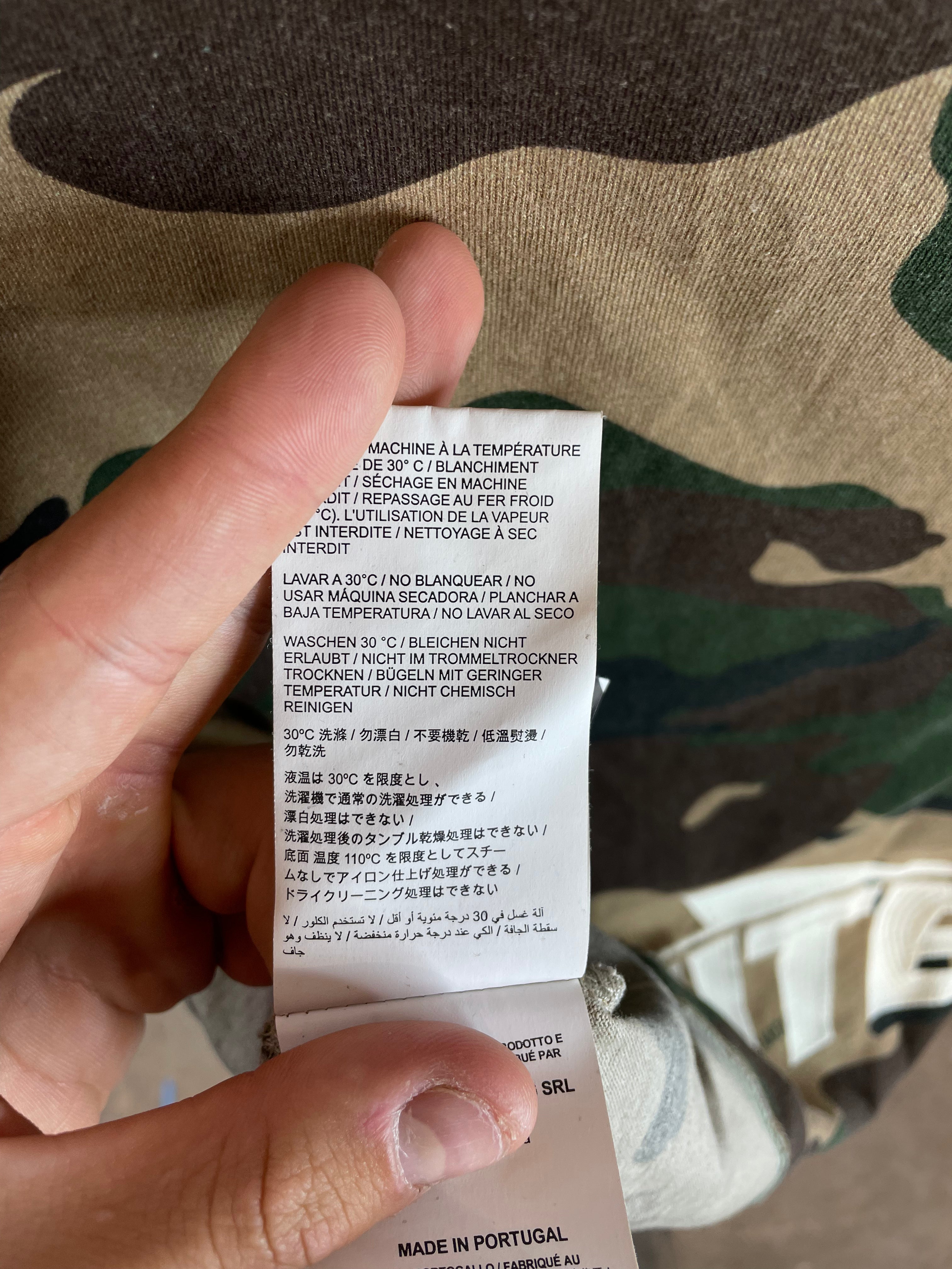 Off White Camo Tee Used XS