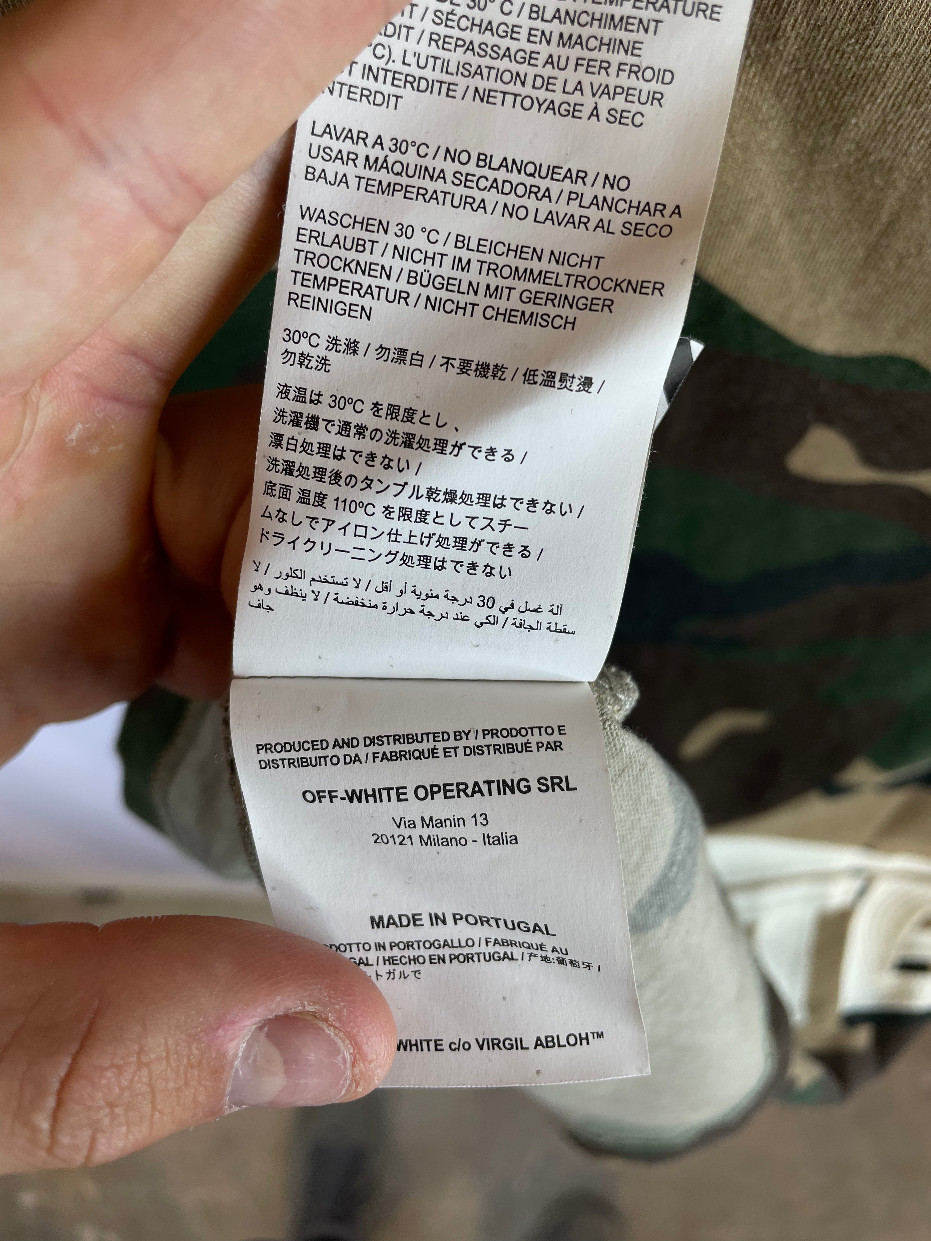 Off White Camo Tee Used XS