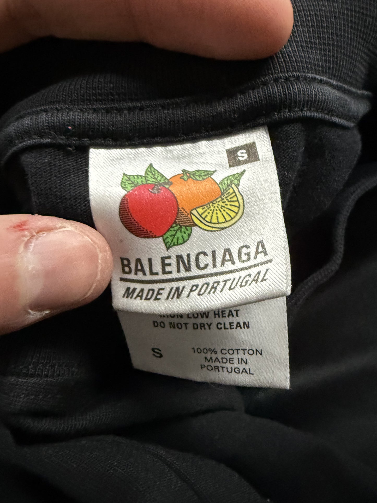 Balenciaga Inside Out Tee Black Used 4 (XL)