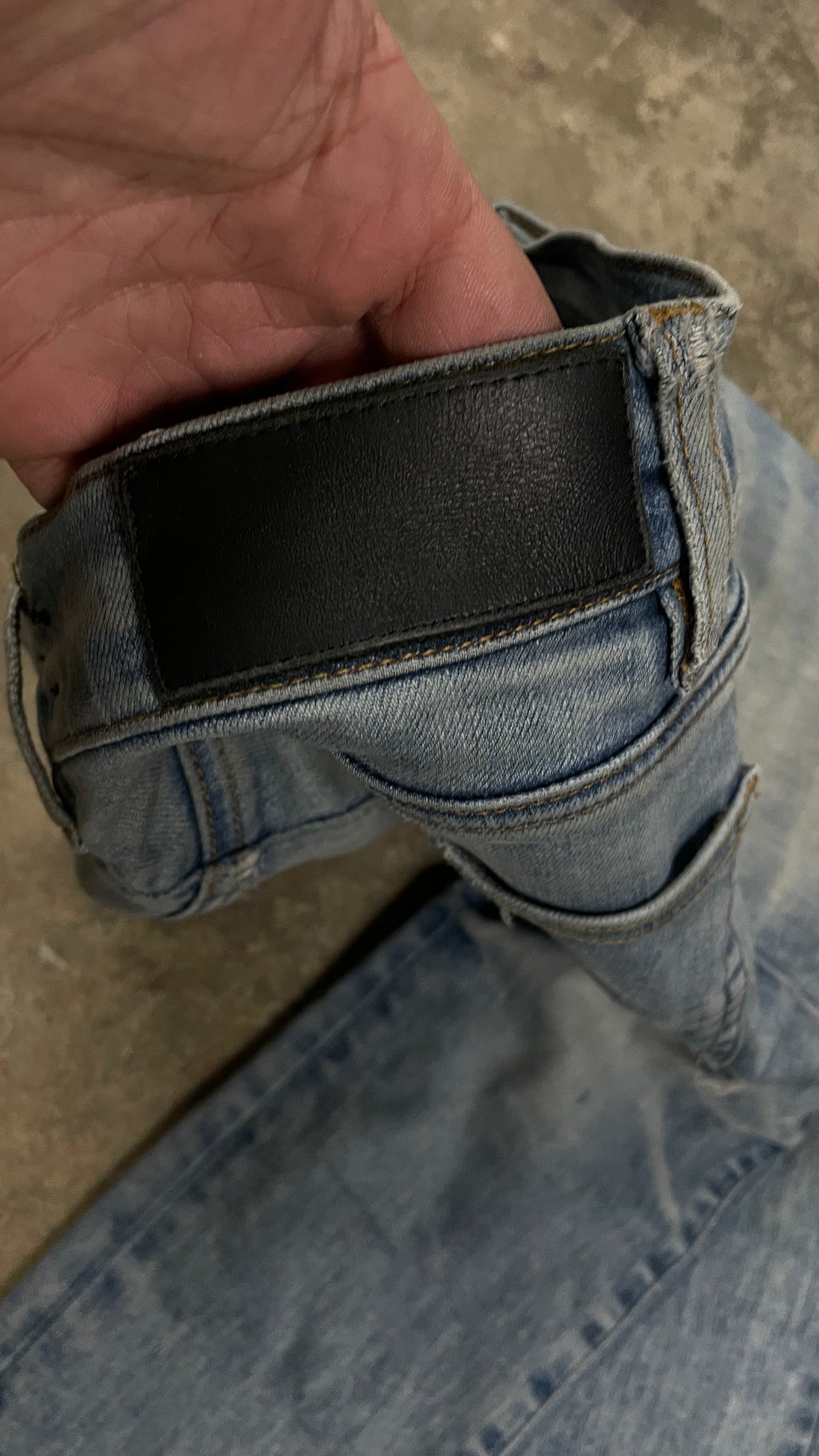 Amiri Plain Thrasher Light Wash Ripped Used 29