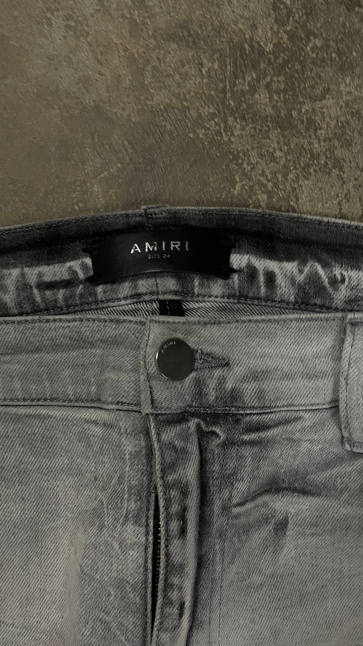 Amiri Plain Thrasher Grey Used 34