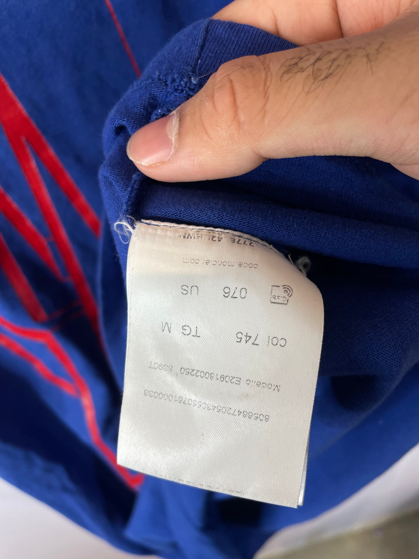 Moncler M Logo Tee Blue Orange Used Medium