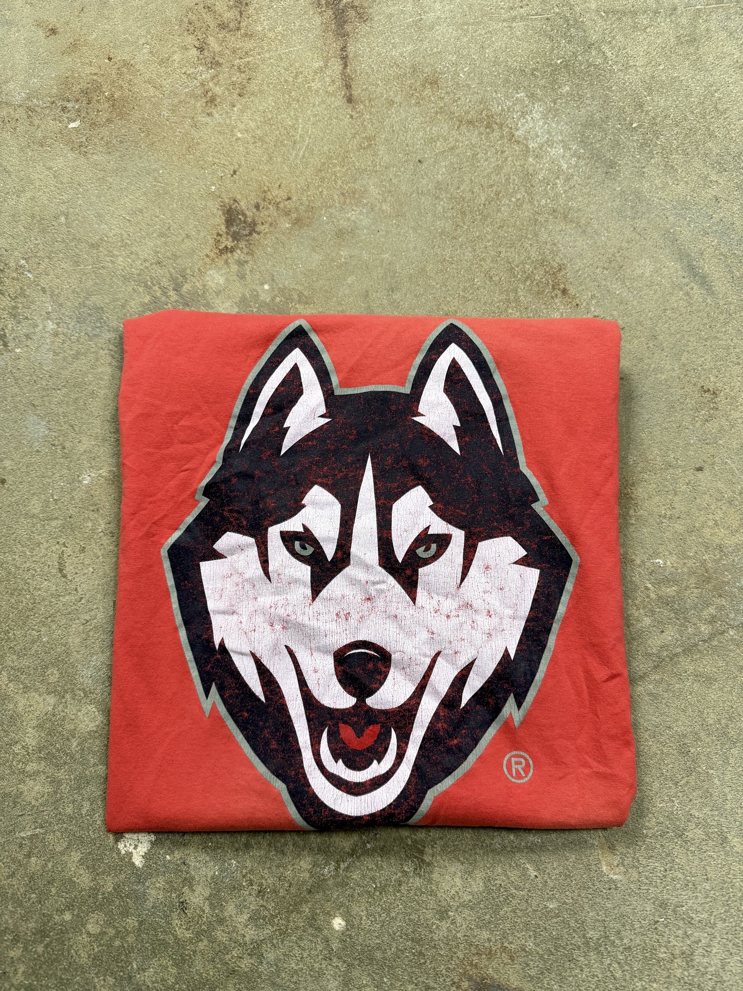 UCONN EE Tee Red Used XL