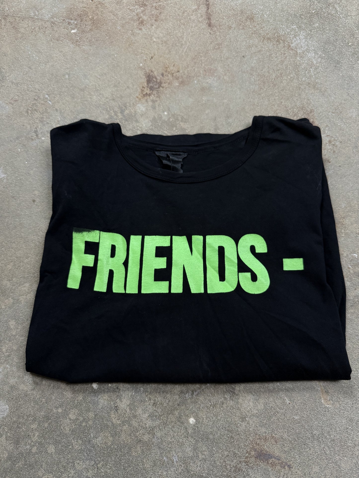 VLONE Friends Tee Black Neon Used Medium