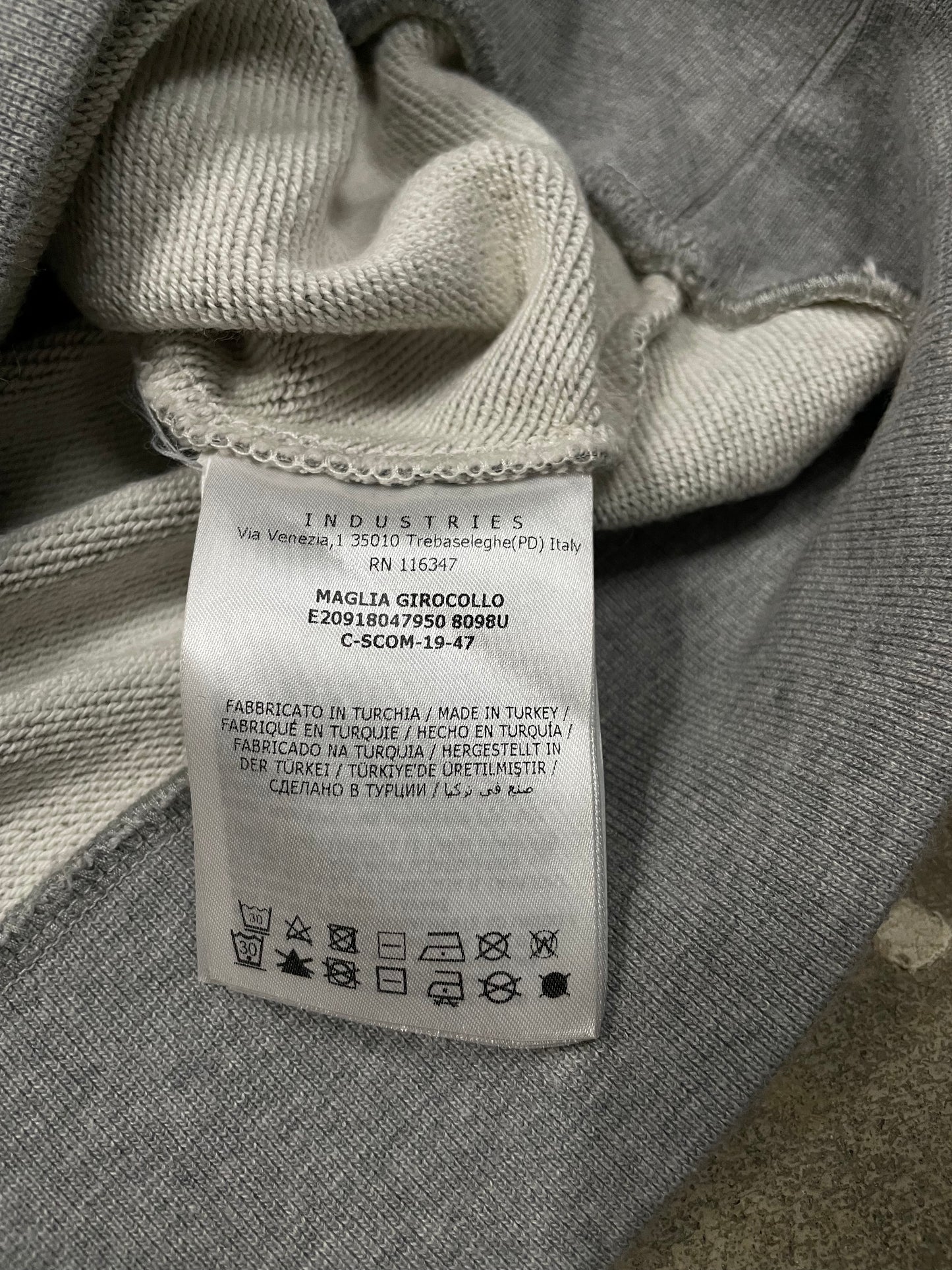 Moncler Crewneck grey Mountain Large Used