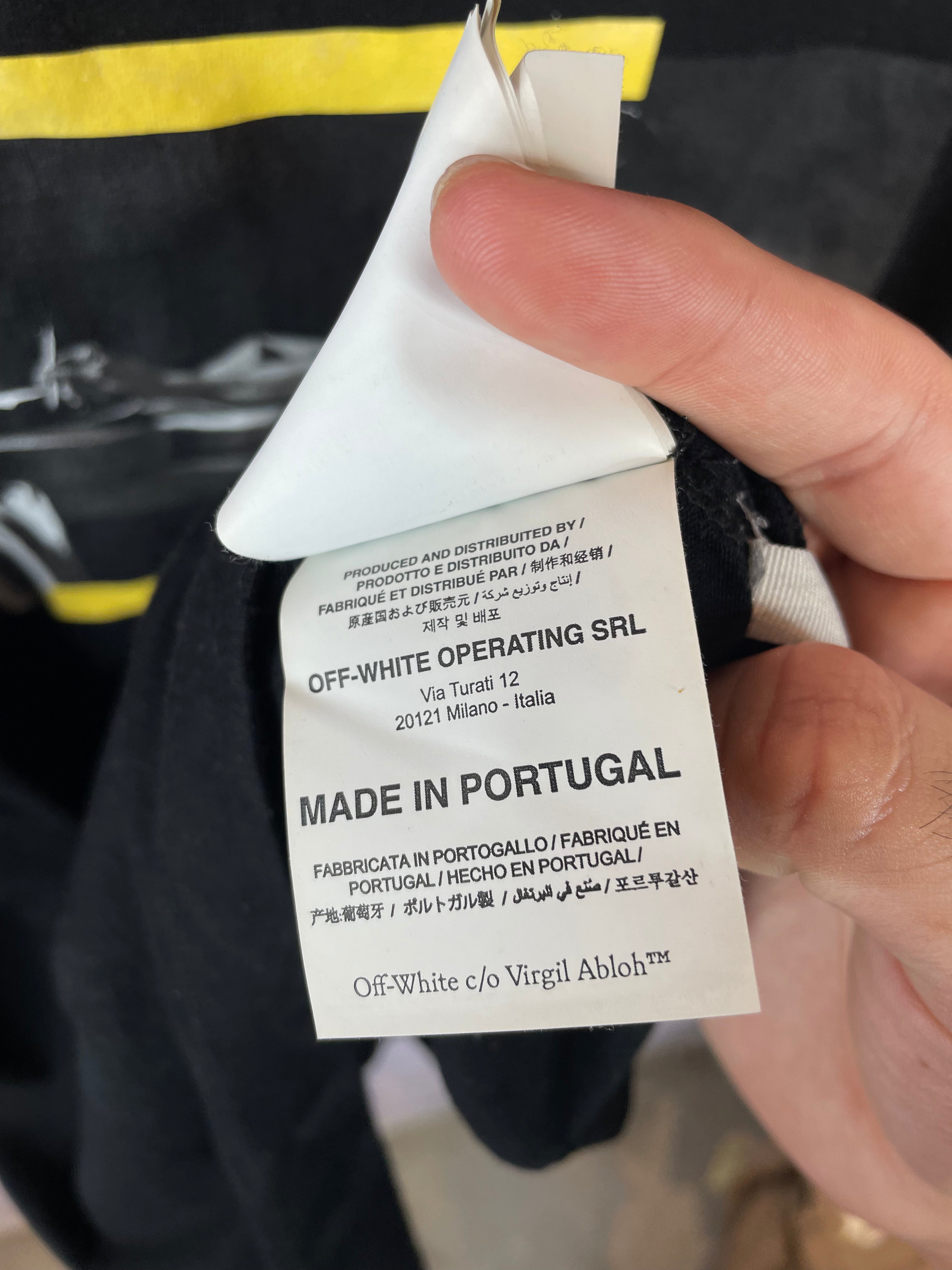 Off White Tee Black Yellow Used Small