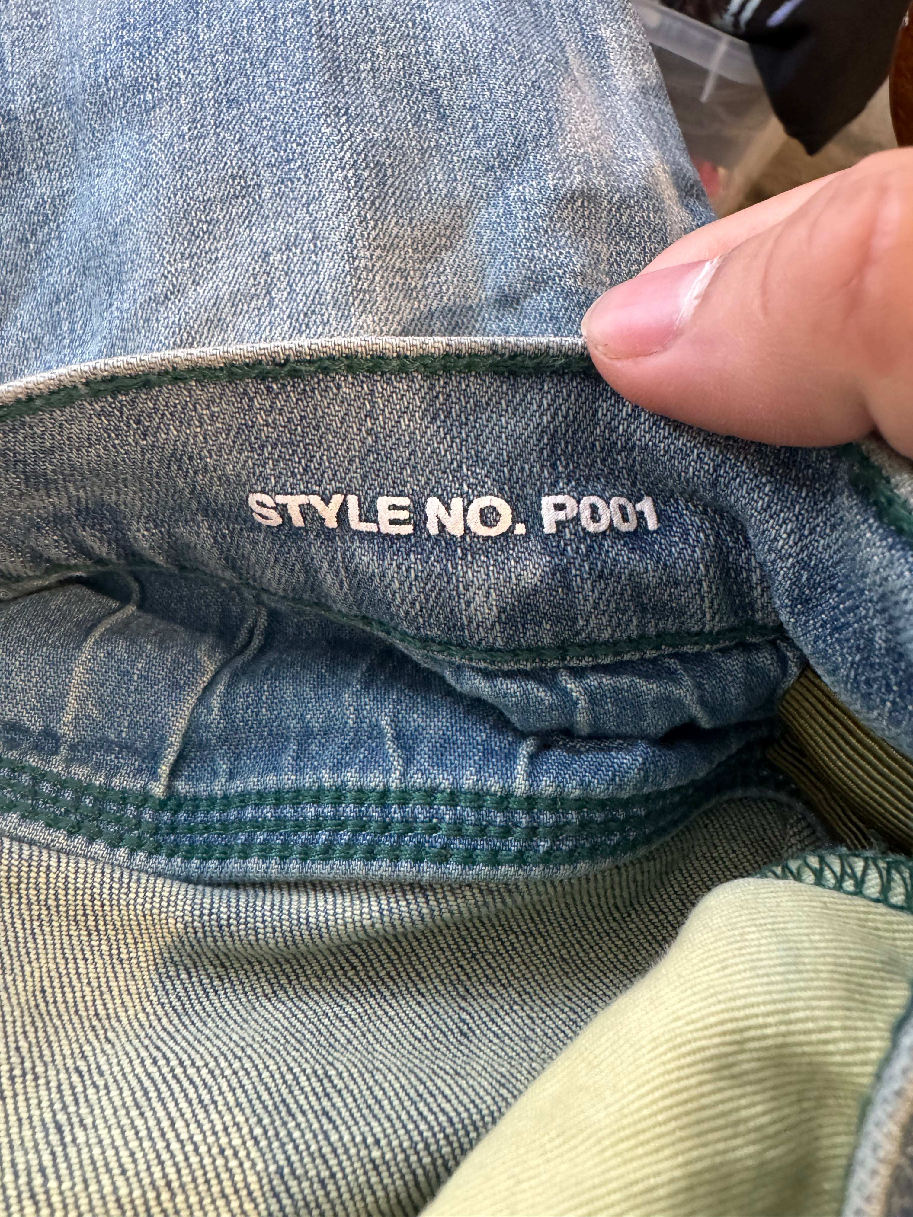 Purple Jeans Light Wash Used 32