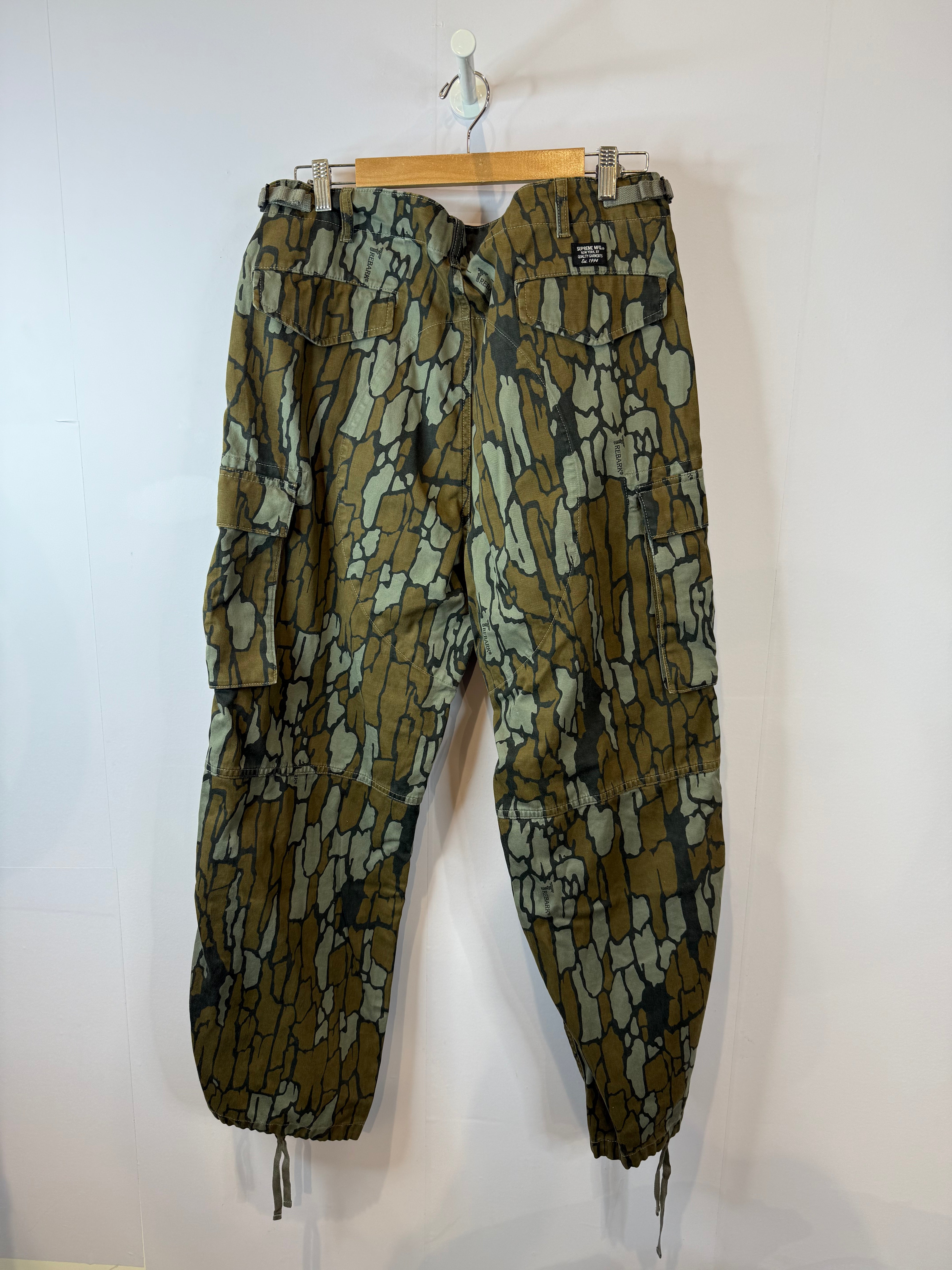 Supreme Camo Cargo Pants Used 34